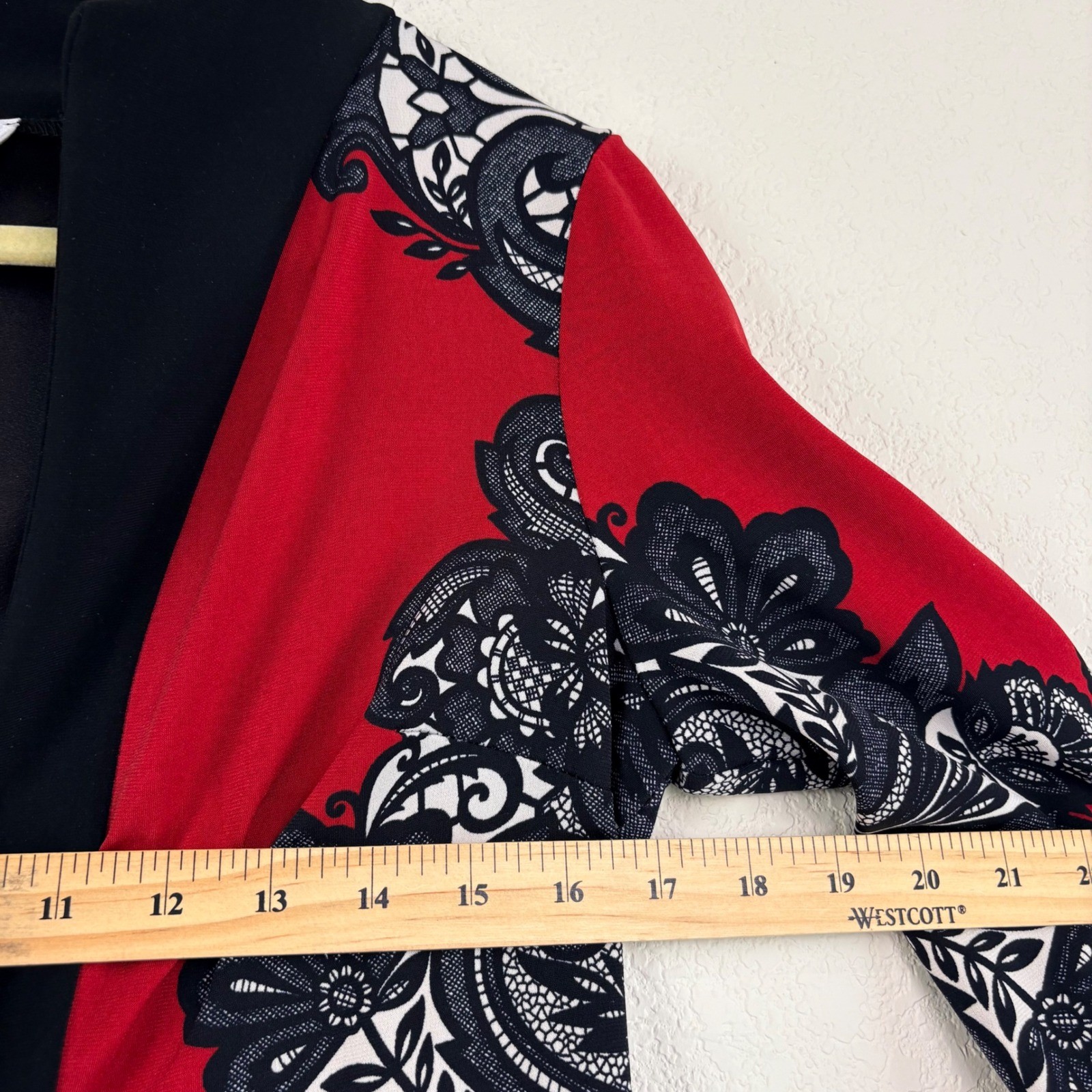 Joseph Ribkoff 8 Red Black Paisley 2pc Set Jacket Tank Career Art to Wear VTG