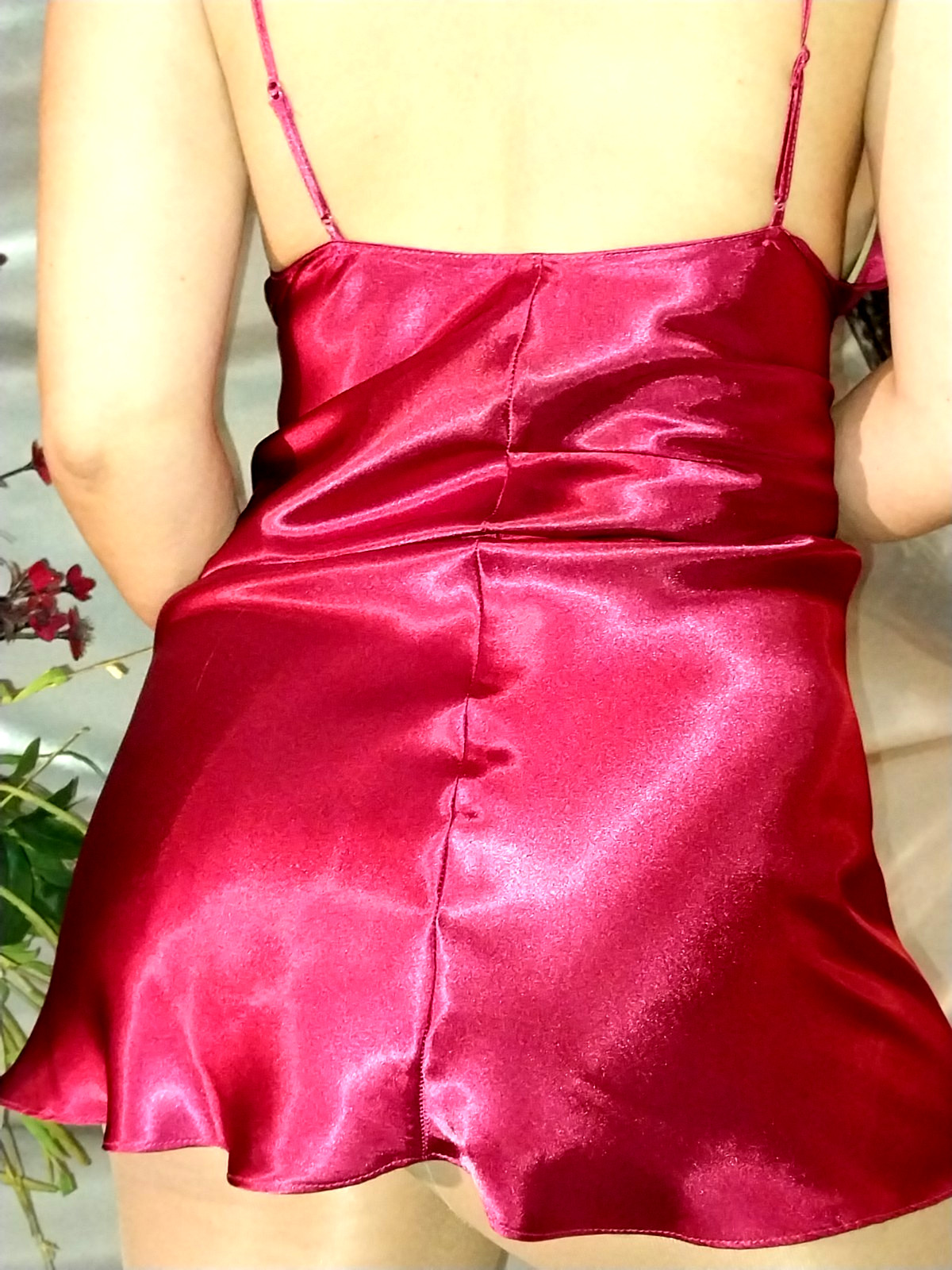 VTG SATIN SHINY LACY GARNET RUBY BABYDOLL NIGHTIE GOWN NIGHTGOWN 42 44