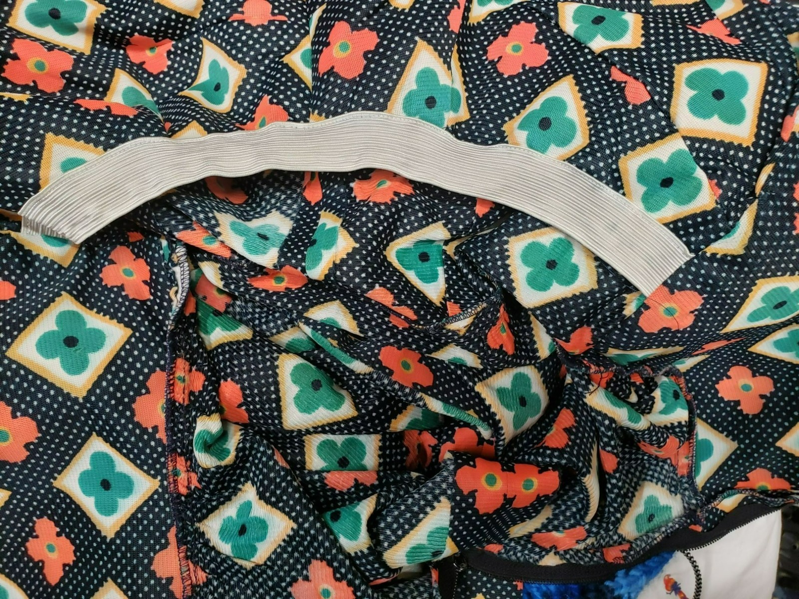 Vintage Halter Dress Medium Floral Print 70s Mob wife zip back Lisa Cobb Serbin
