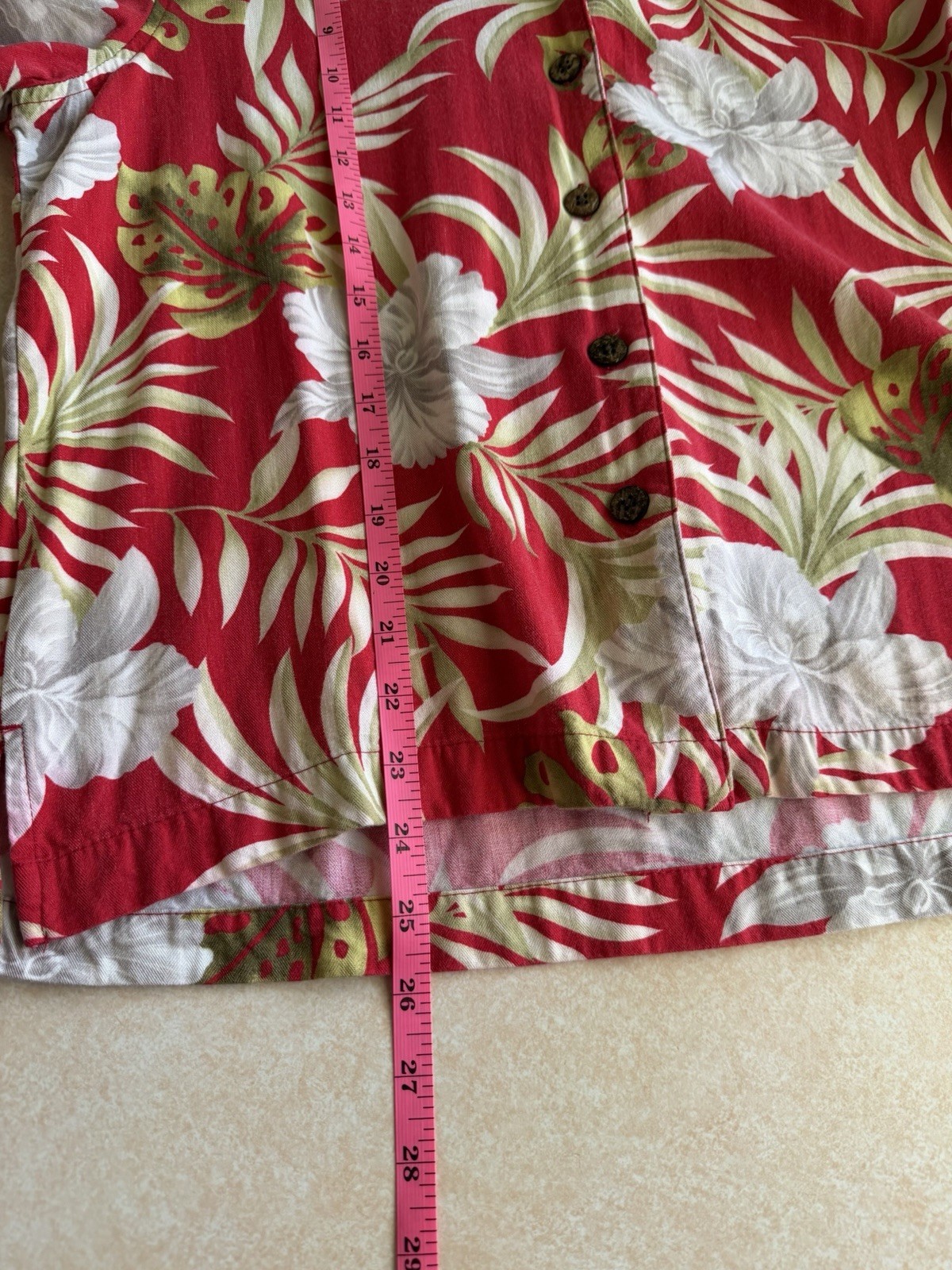 Vintage La Cabaña Hawaiian Shirt Womens Large Red Floral Rayon Y2K RN104521