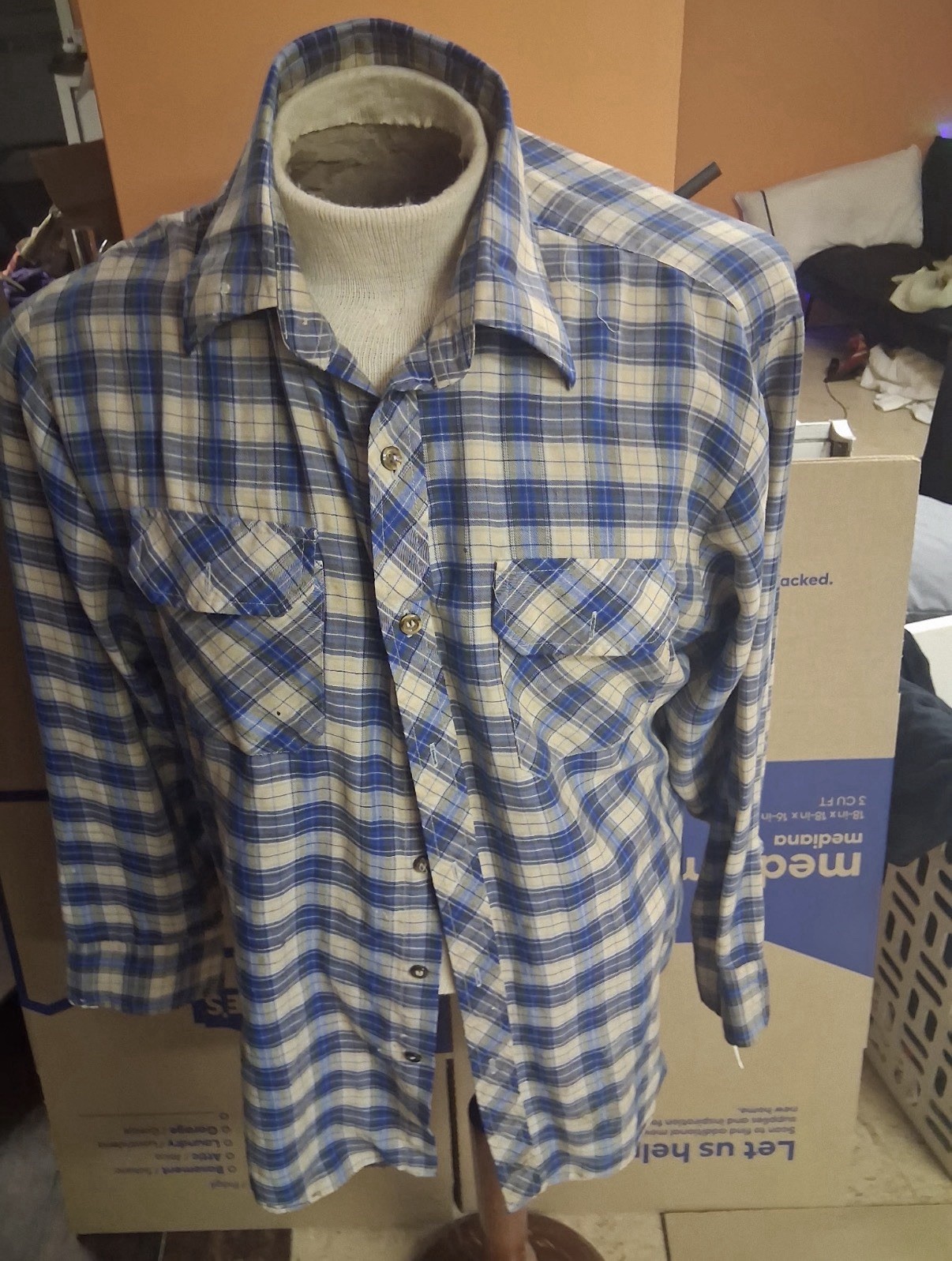 Vintage Blue White Plaid Flannel Button Up Shirt Men’s Large Heavy Cotton