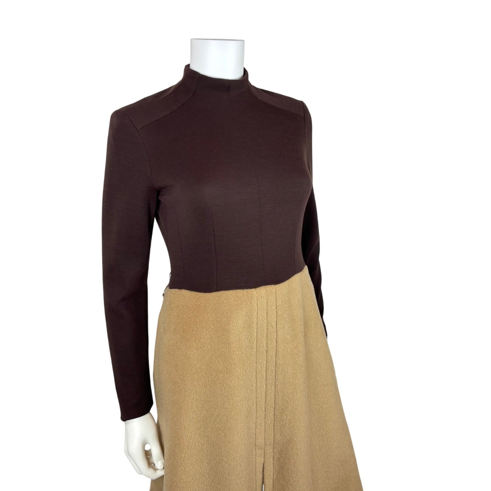 Vintage 60s Mod Dress Womens Small Wool Blend Brown Beige Knee Length Mockneck