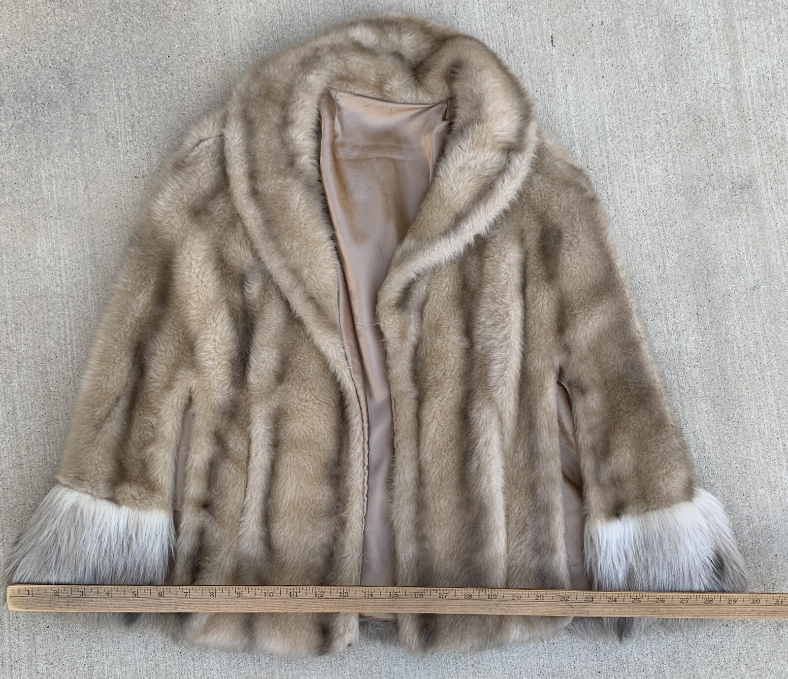 Sears Fashions Regina Glenara by Glenoit Cape Capelet Faux Fur Mob Wife Size S