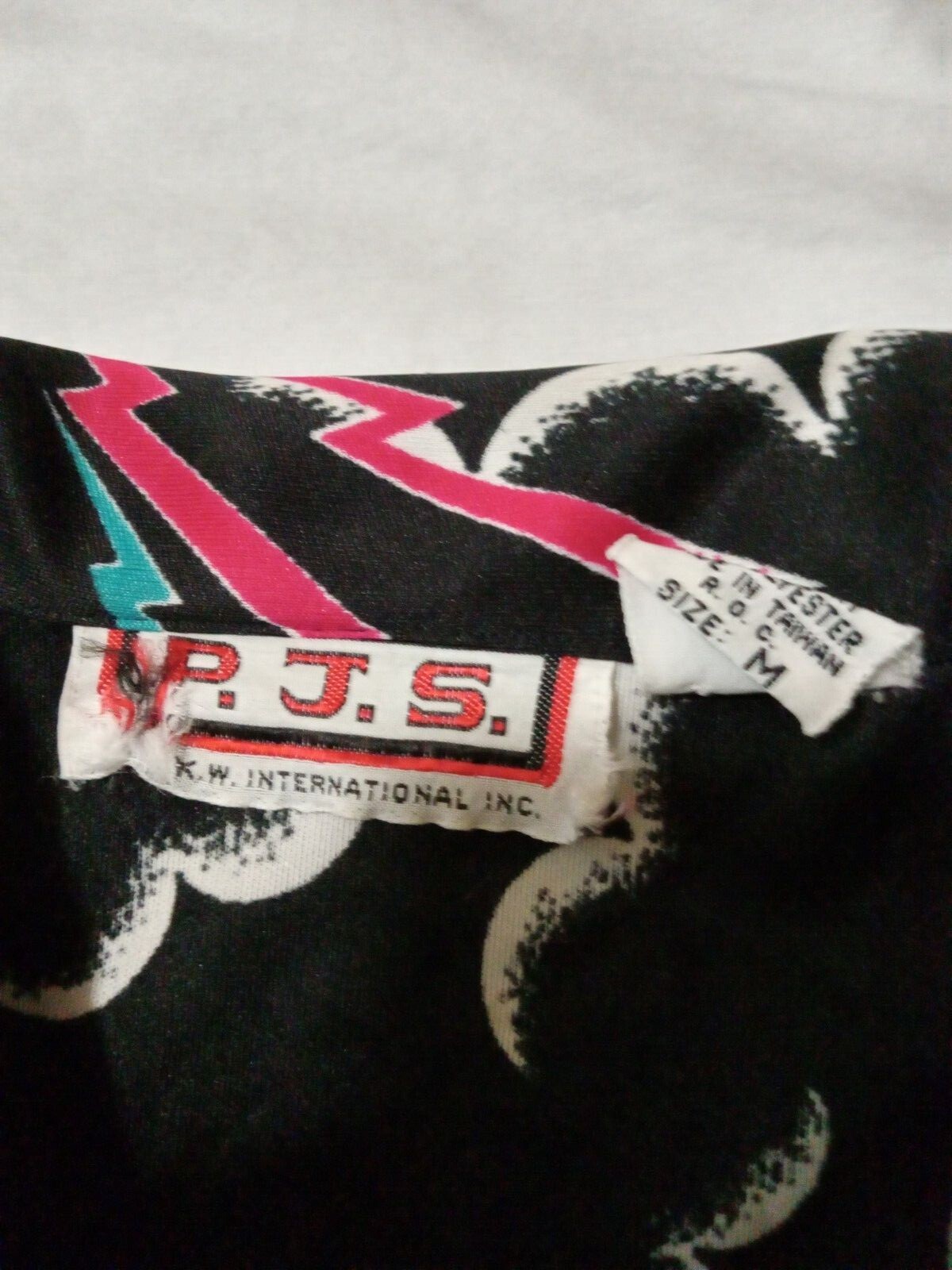 True Vintage Lightning Bolt Cloud Black Pink Turquoise White Abstract Poly Women