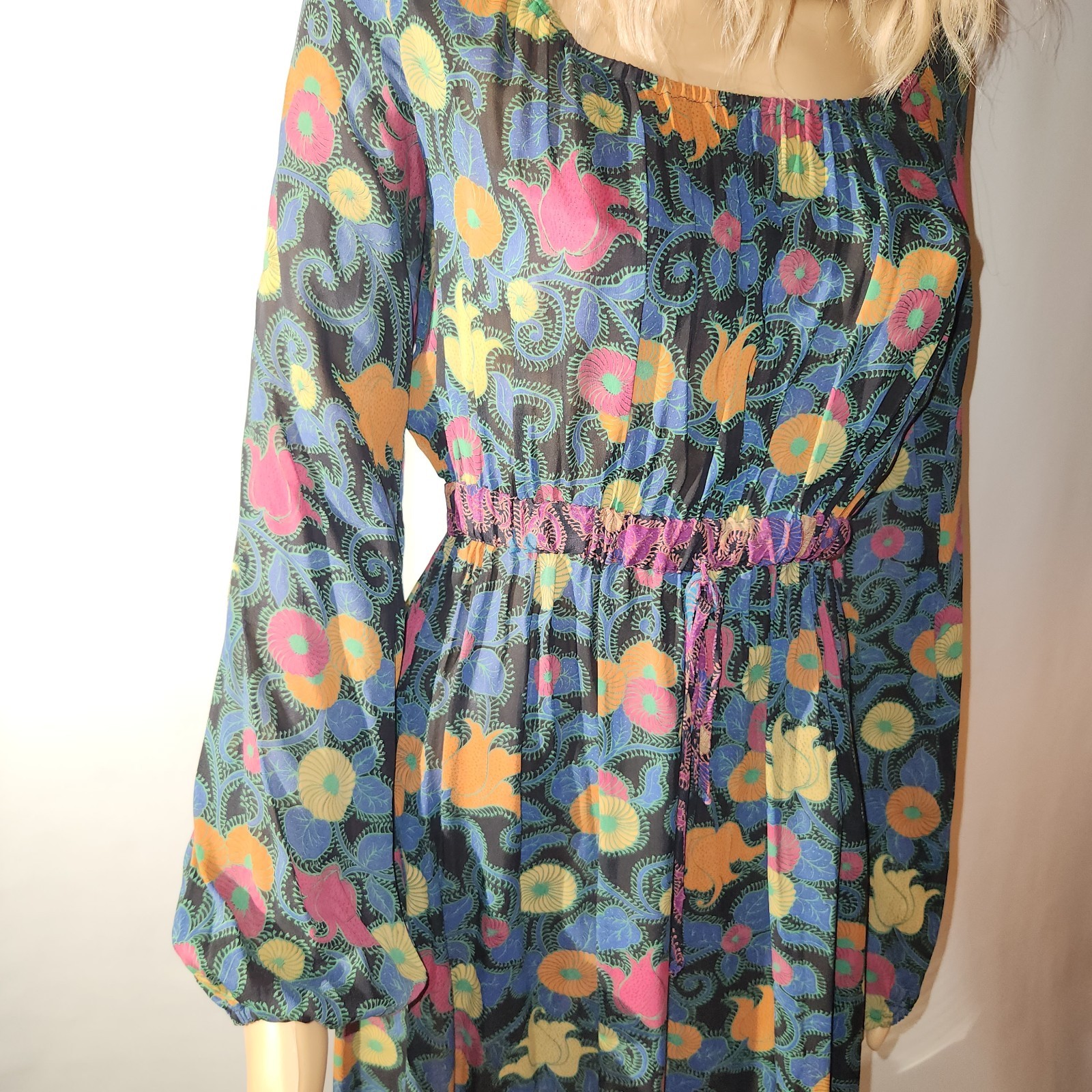 VINTAGE 1970S HIPPIE PEASANT DRESS WITH MATCHING REVERSIBLE DRESS ELASTIC WAIST