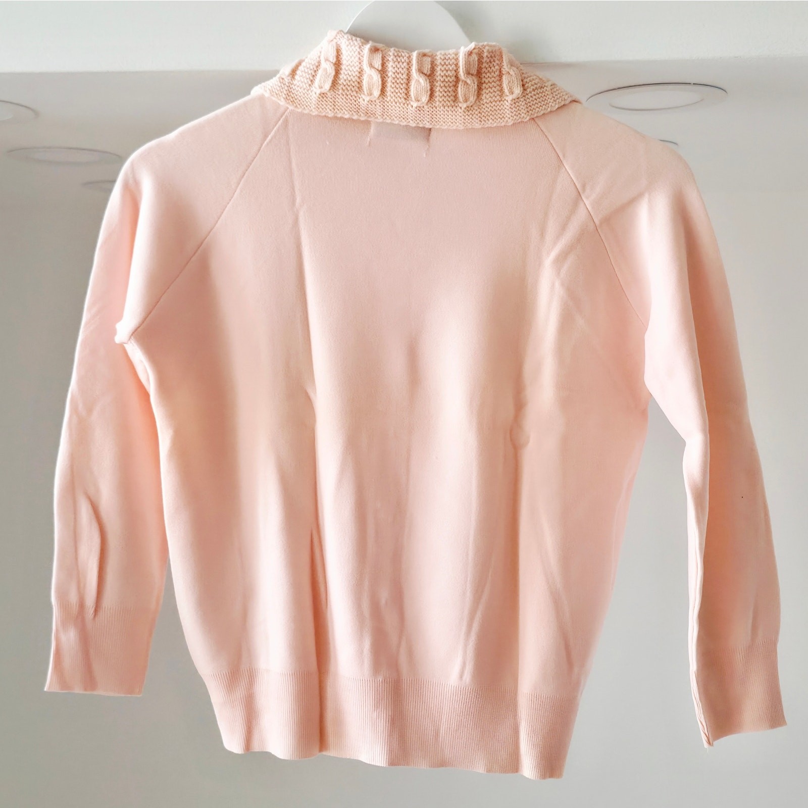 VINTAGE *NEW* 1960’s Women’s Light Pink Sweater w/Collar 100% Nylon Size M (38)