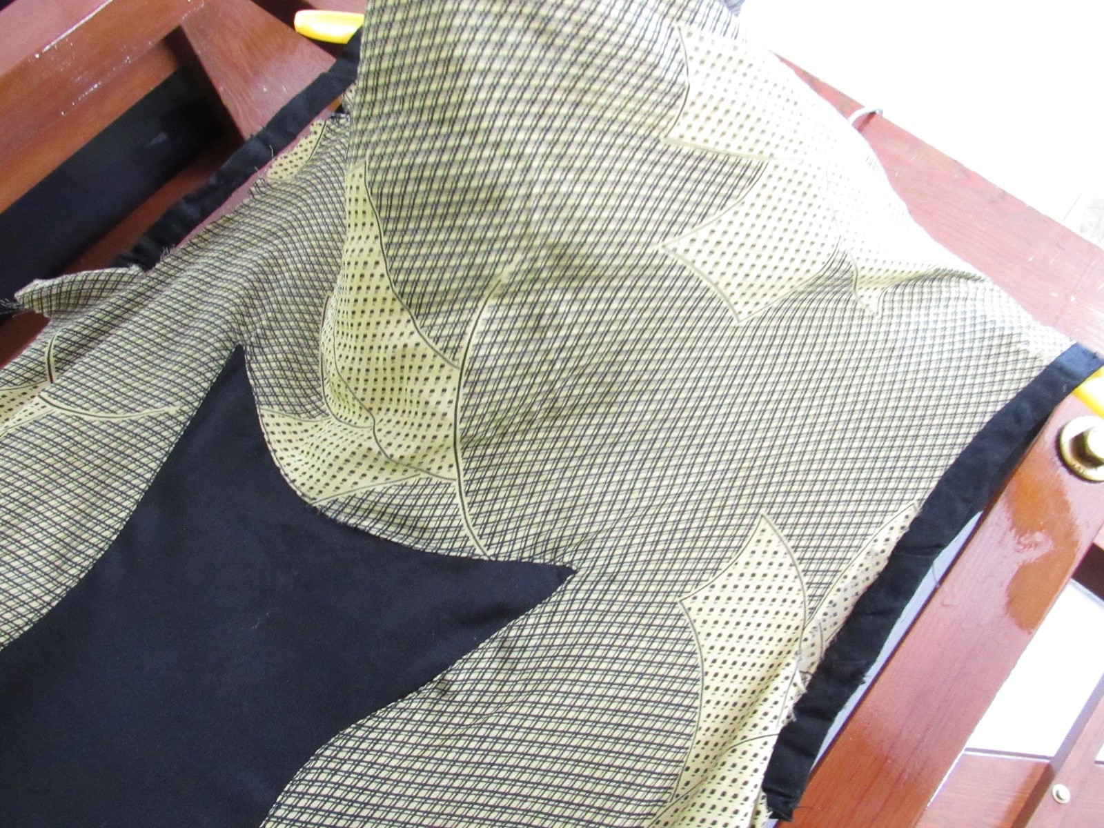 20’s Old Hollywood FLAPPER Modern 30s SILK black yellow Art Deco Dress VTG 40s