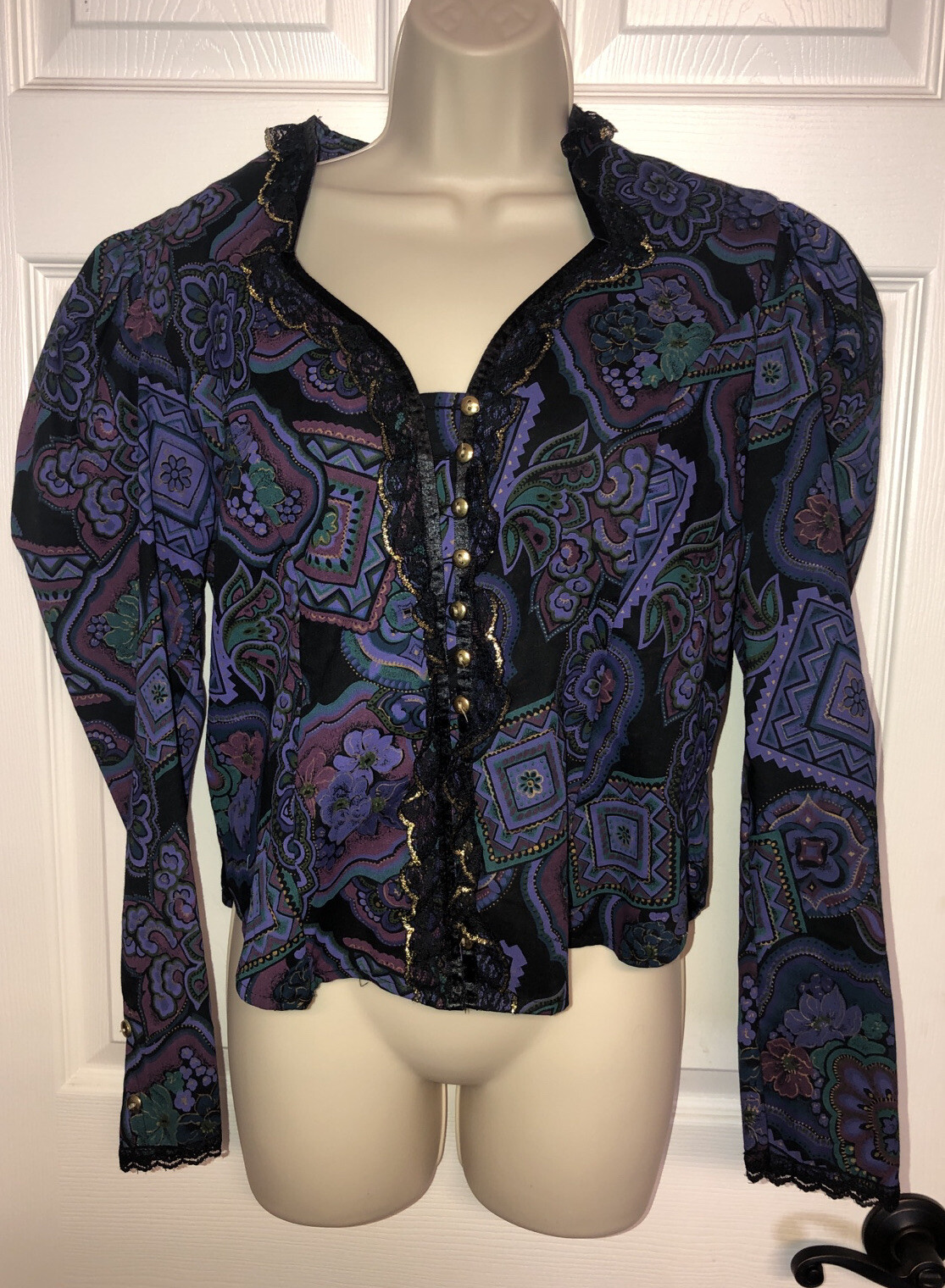 Vintage Circle T by Marilyn Lennox Crop Shirt Weaterm Wear