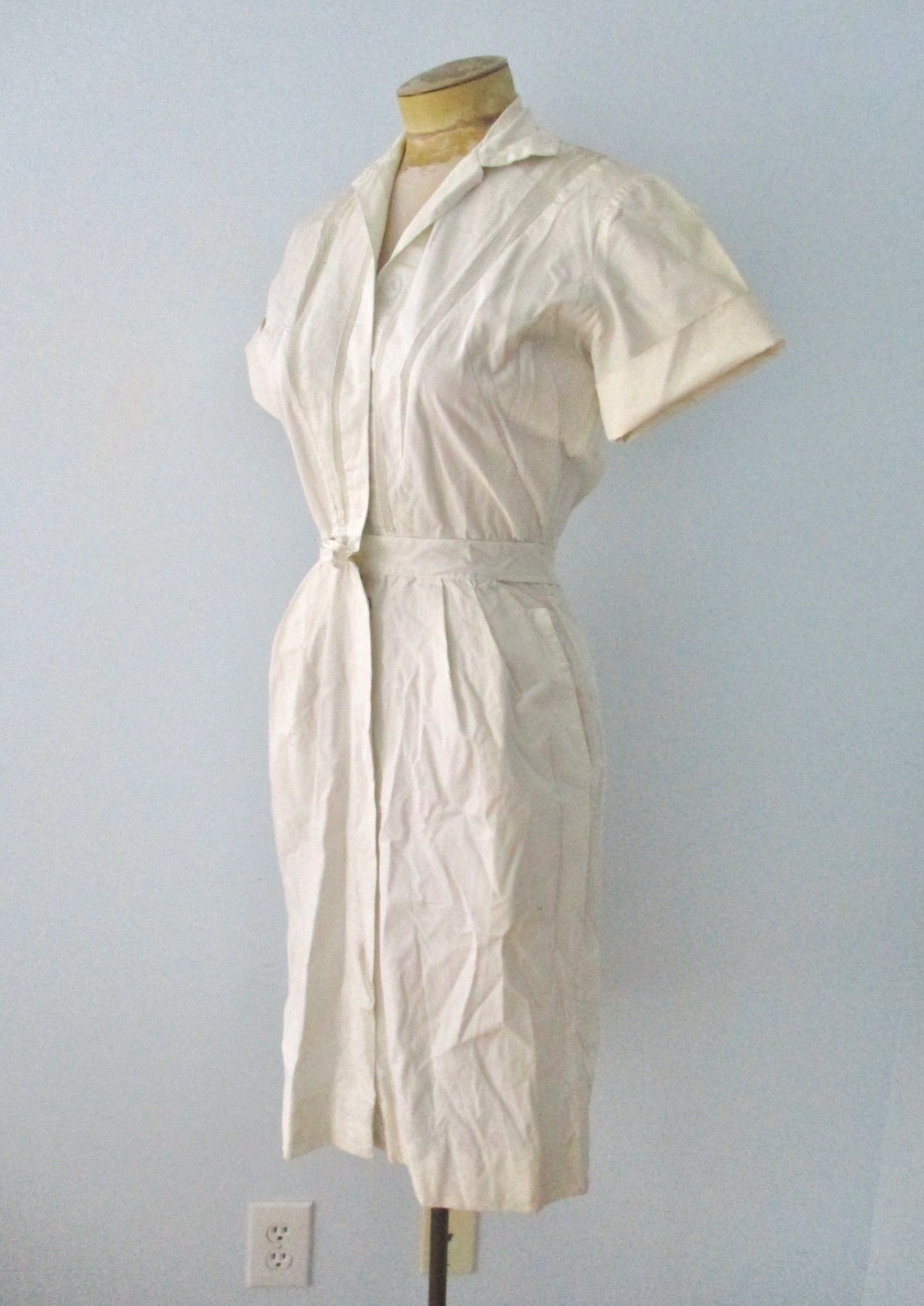 Vtg 40s 50s white cotton nurse uniform dress micro pleat trim snap front S