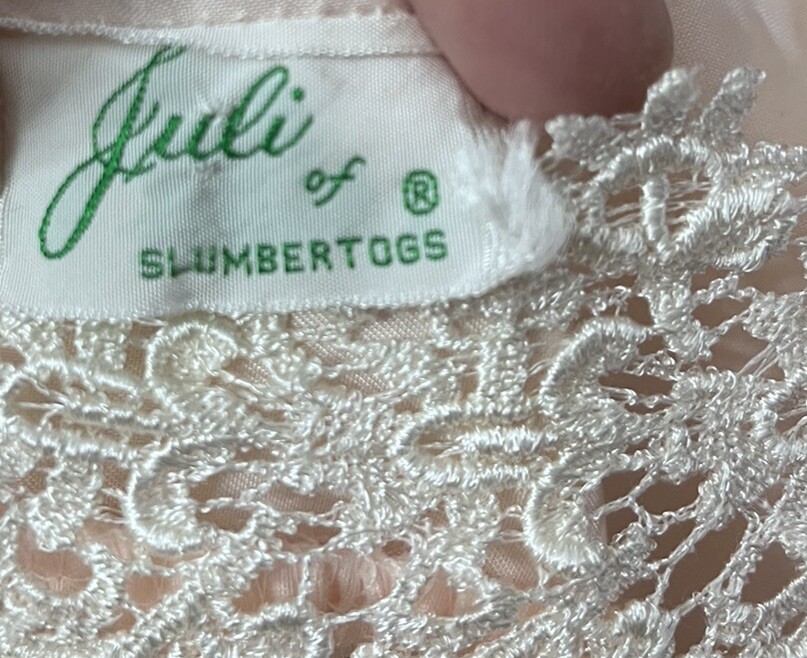 Vintage Julie of Slumbertogs Nightgown Size Large Gown Made In USA LGT Peach