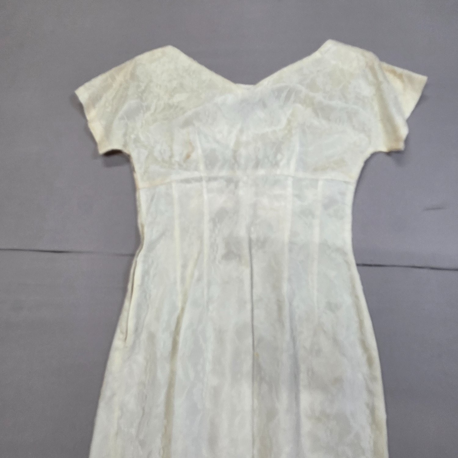 Vintage 50s Ivory Floral Lace Cocktail Dress Bow Waist Wiggle Sheath Mid Century