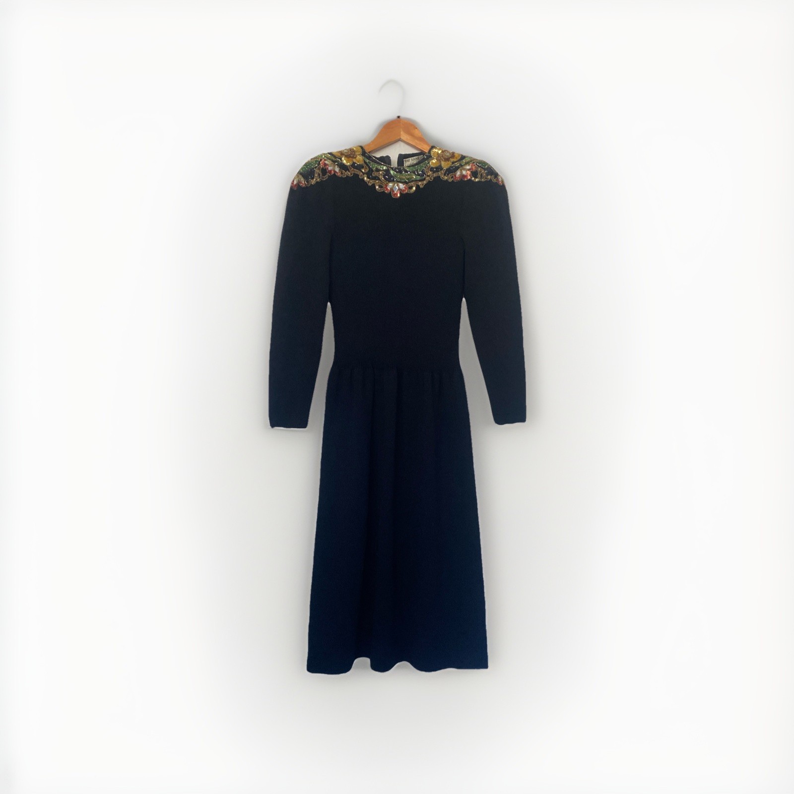 Vintage Pat Sandler Wellmore SZ 8 Beaded Black Santana Knit Dress Neiman Marcus