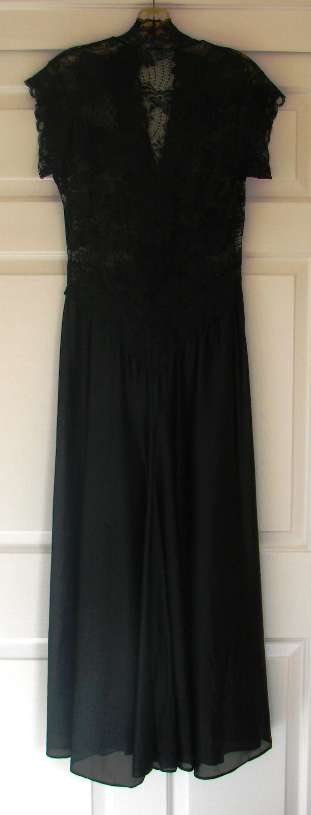 Vintage Black FARIS Stretch Lace Bodice Cap Sleeve Sweeping Skirt Nightgown L