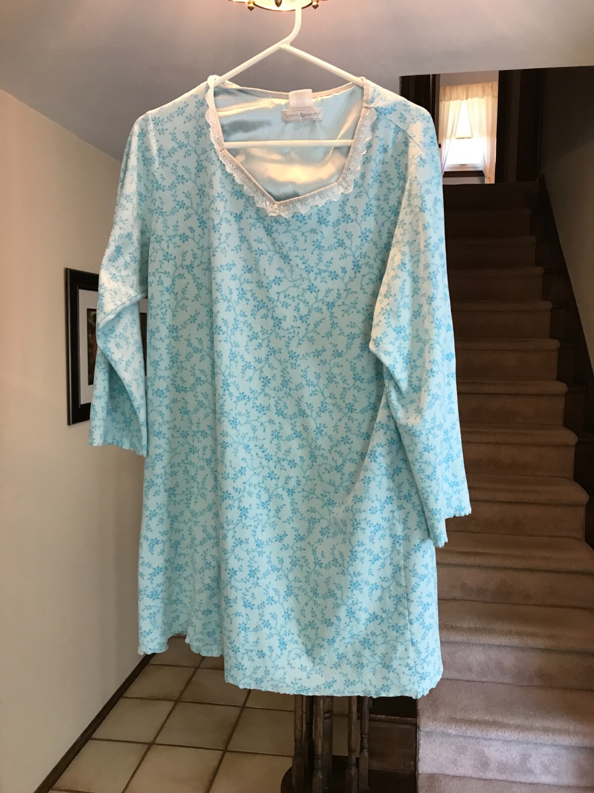 Vintage Earth Angels Nightgown 1X Blue Floral pattern / lace collar Long Sleeved