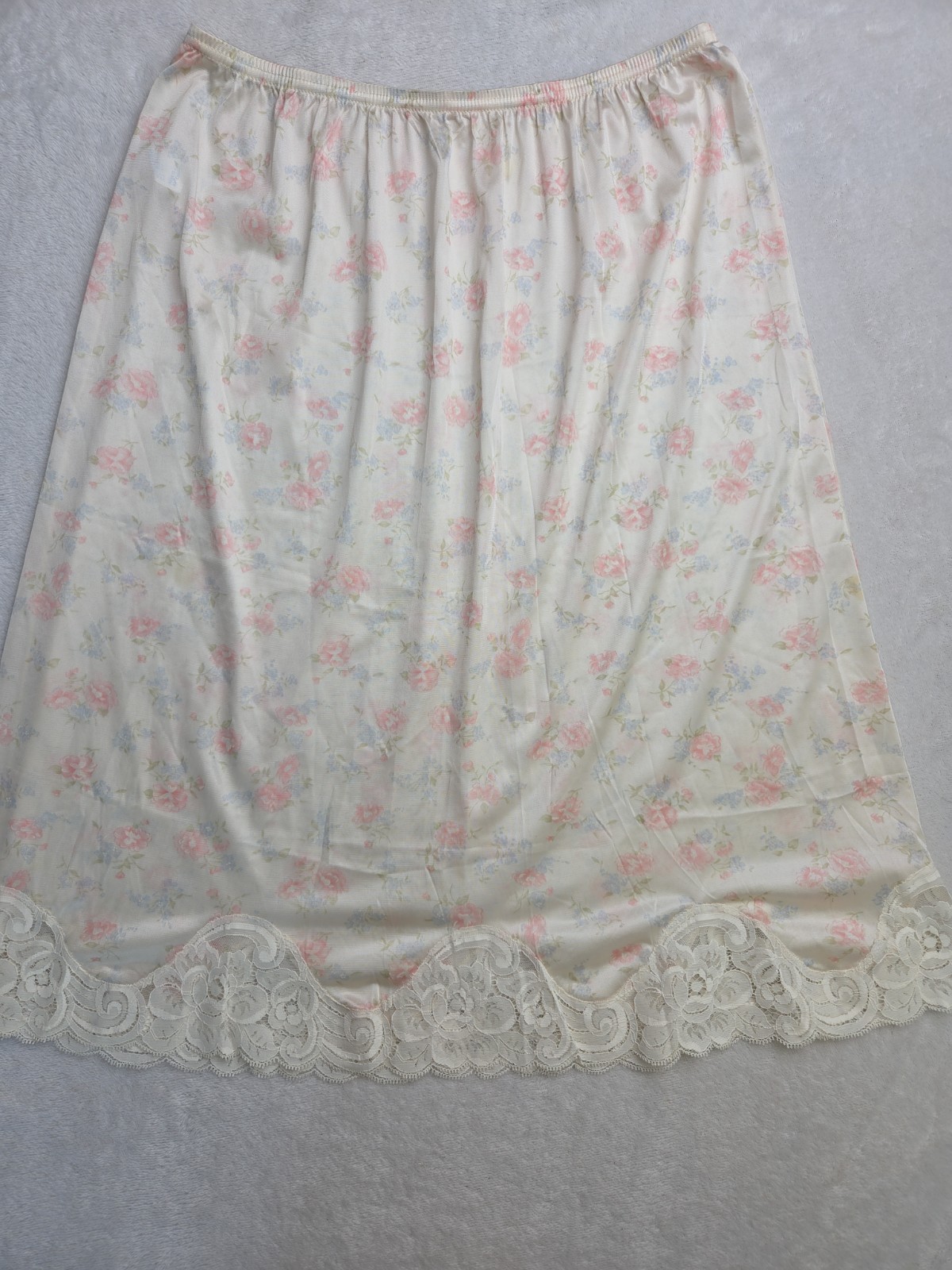 Vtg 1980s Floral HALF SLIP SKIRT Size M Antron Nylon Ivory Lace Vanity Fair
