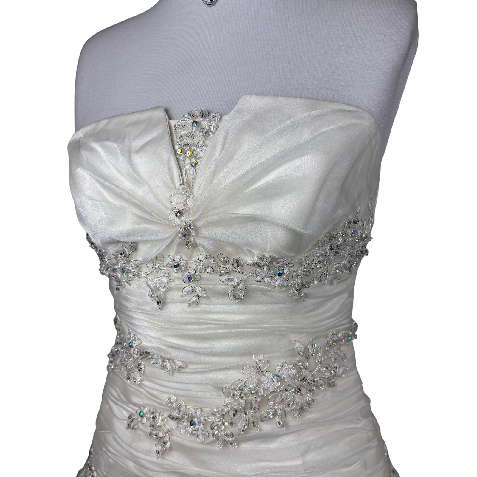 Vintage Ivory Ball Gown Wedding Dress Fairytale Bride Dress