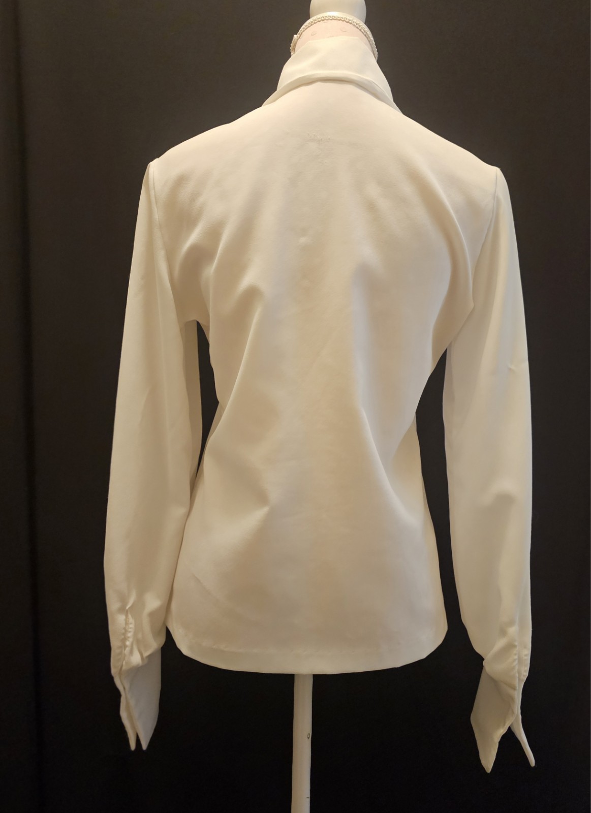 60s Vintage Lady Arrow, Lace & silk Ruffle and gold Detail, Long Cuffs Sz 10,