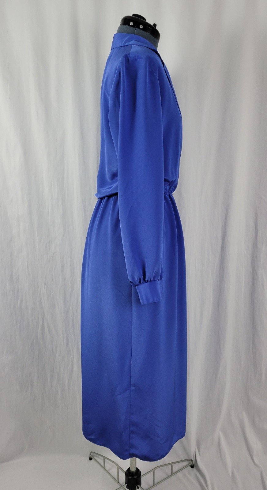 Vintage Caron Blue Wrap Bodice Collared Dress Size Small?