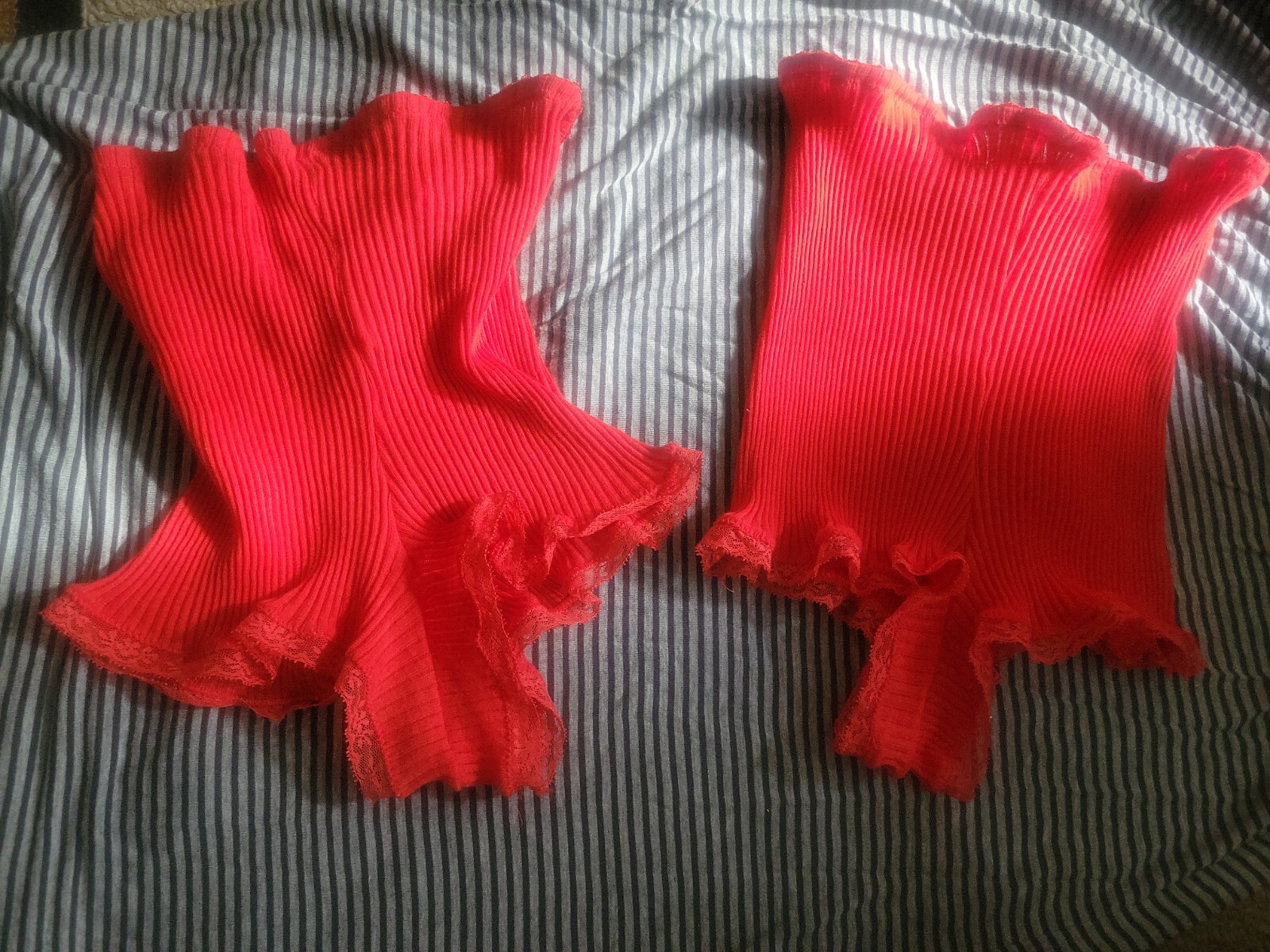 Extremely Rare Vtg Red Vassarette 70s 2 Red Panties One Size poly/cotton & Lace