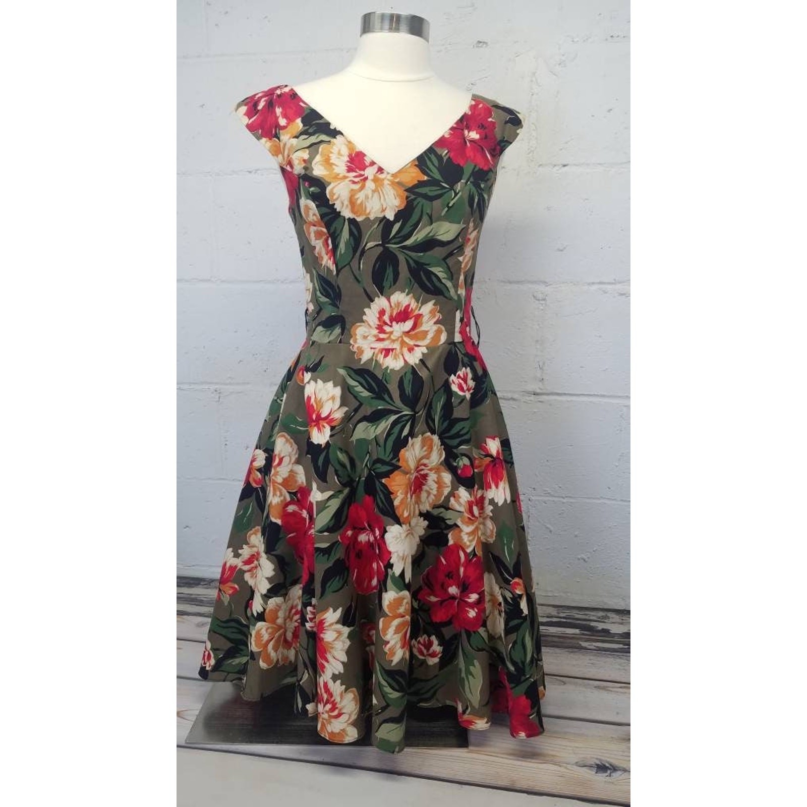 Vtg 80s Polished Cotton Off The Shoulder Floral Novelty Print Dress Crinoline SM