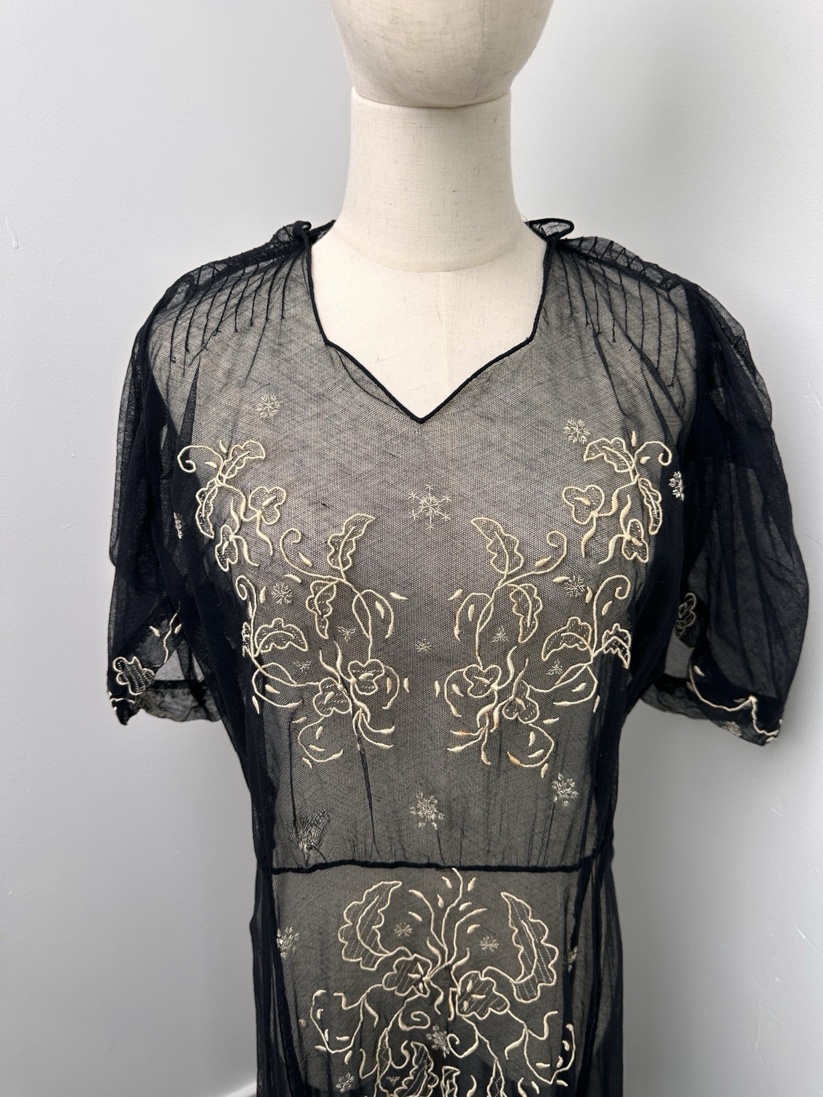 Edwardian Antique Size M 1910s 1920s Black Lace Dress Embroidered Netting Sheer