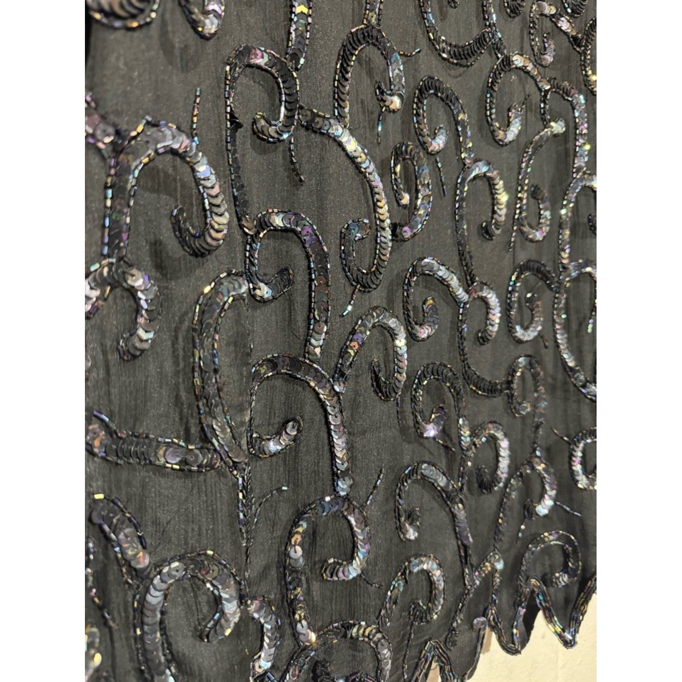 Dusk to Dawn Vintage 80s 100% Silk Sequin Beaded Top Women Size 18 Black Formal