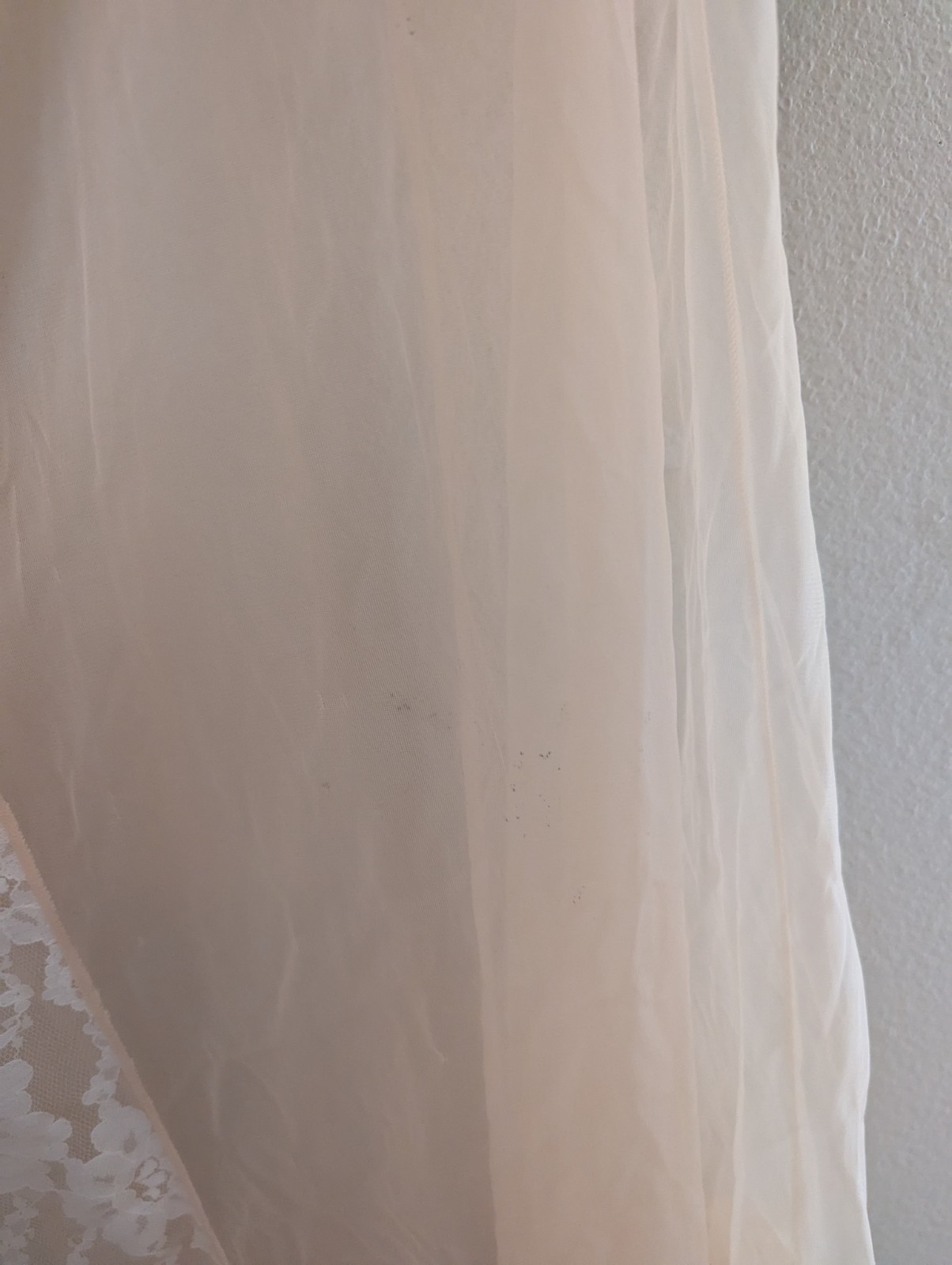 Vintage 1950s / 1960s Peachy Orange Pastel Pegnoir Robe Nightie