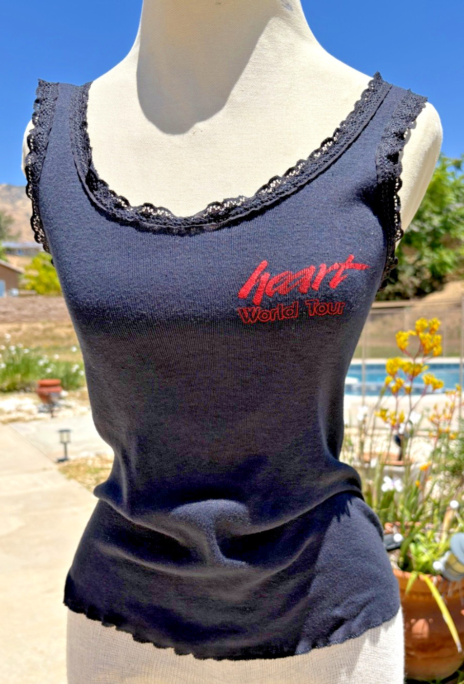 Vintage 80s Heart the Band World Tour Lace Trim Black Tank top M/L Stretchy