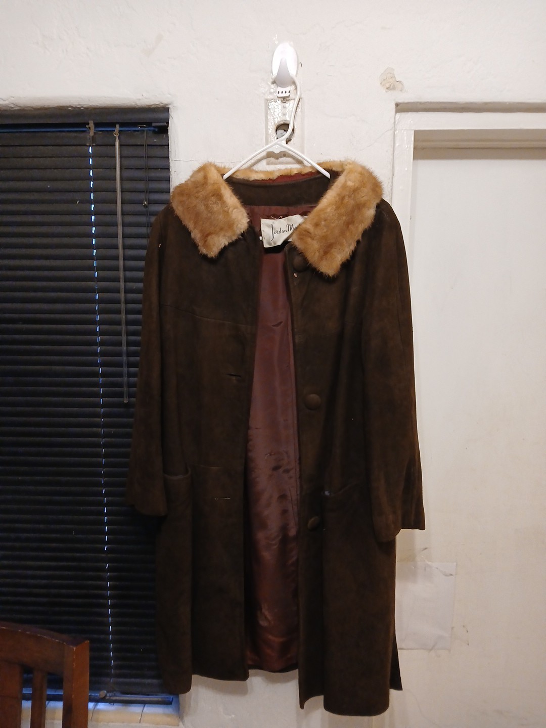 True Vintage Jordan Marsh Suede Leather Coat & Fur Collar Button Up Jacket Sz 16