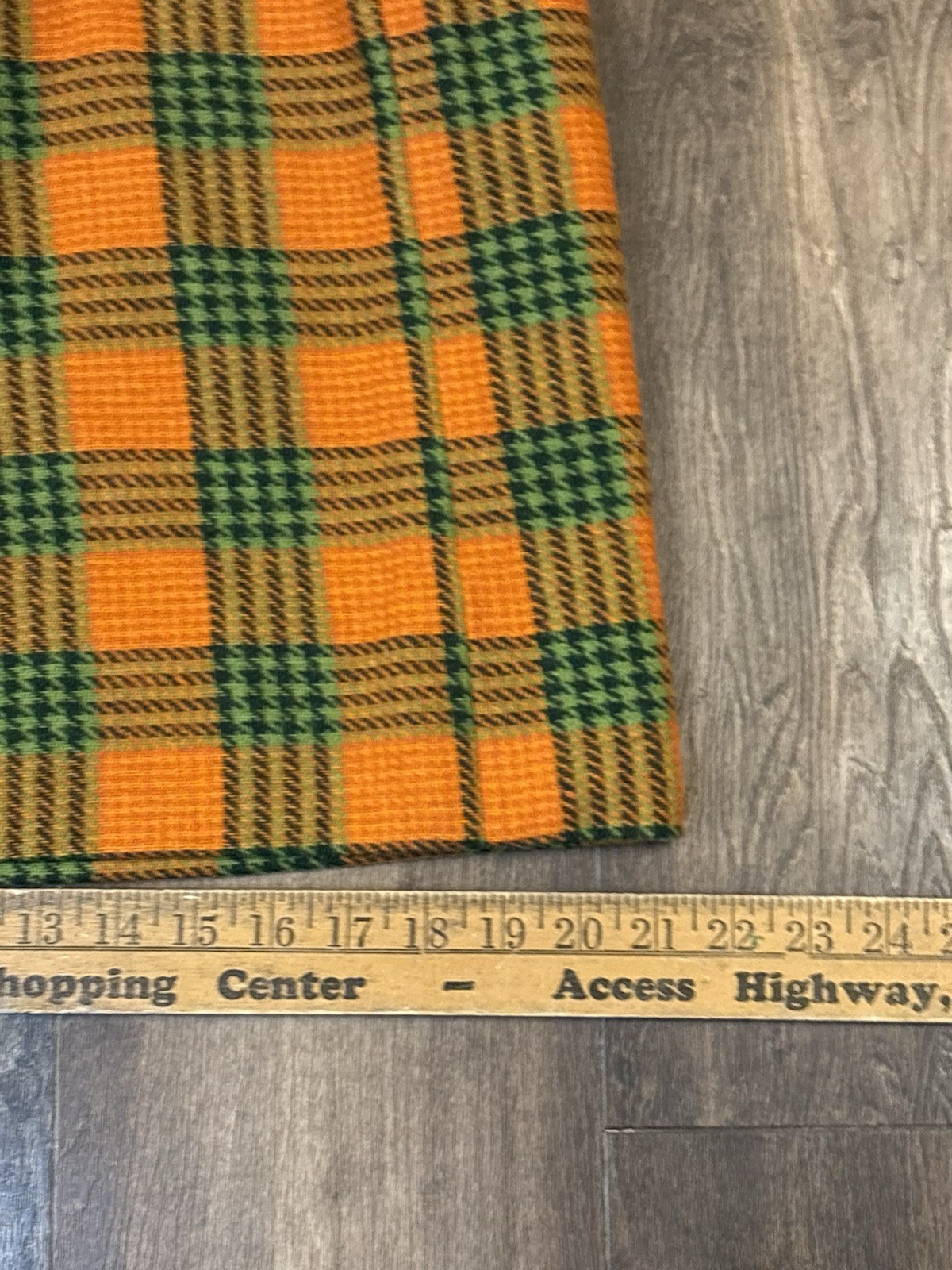 Vtg Dutchmaid Plaid Wool Skirt Women’s 30 Orange 60s Mod Hippie Mini Retro