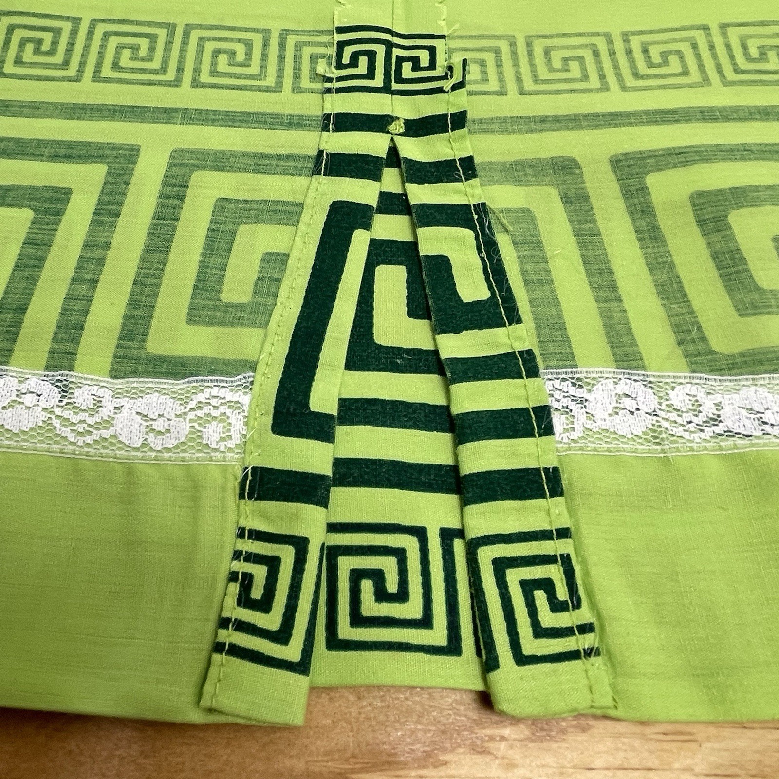 Vintage Alfred Shaheen Master Printer Lime Green Greek Key Shift Dress S