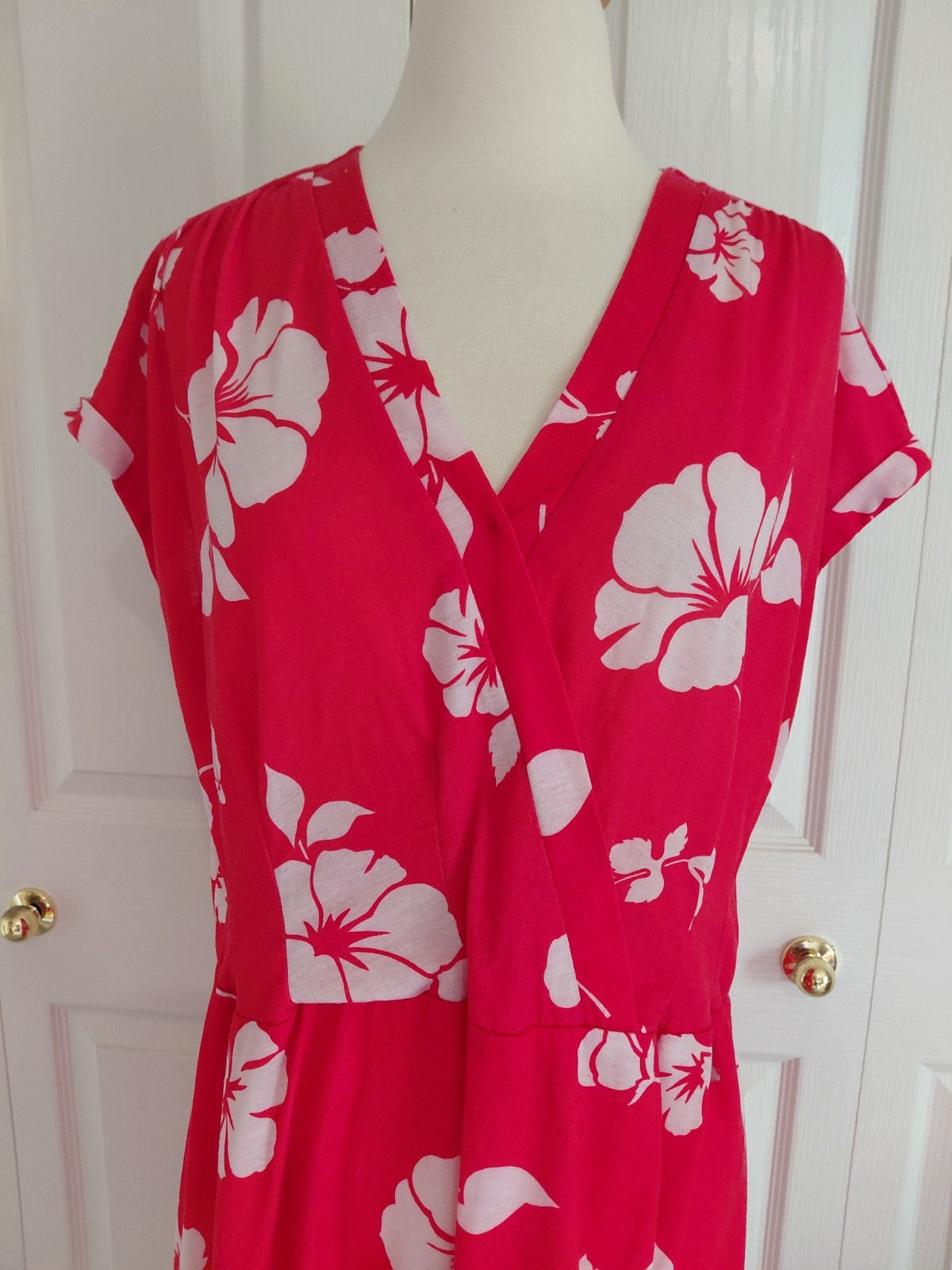 Vintage 1980s Does 1940s Hawaiian Tabby Dress Red White Hibiscus Size Large