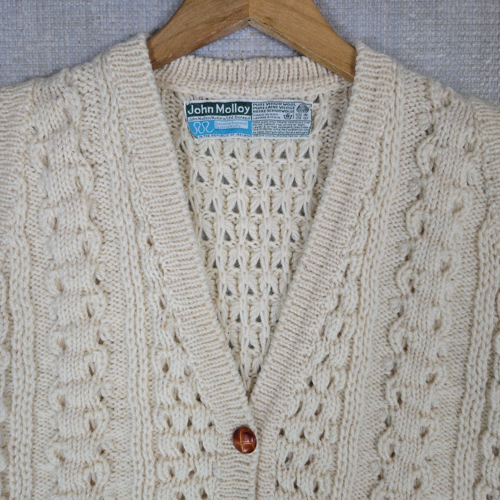VTG JOHN MOLLOY Made in Ireland Aran Knit Womens Virgin Wool Sweater Vest Sz Med