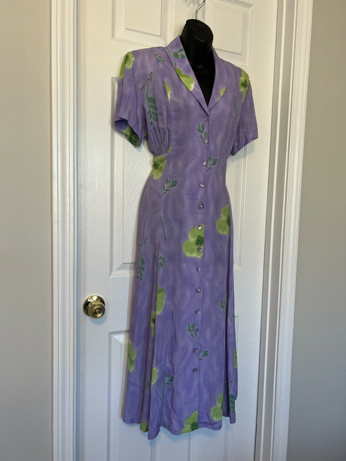 Jeffery & Dara Vintage Lavender Floral Short Sleeve Long Dress Sz 10