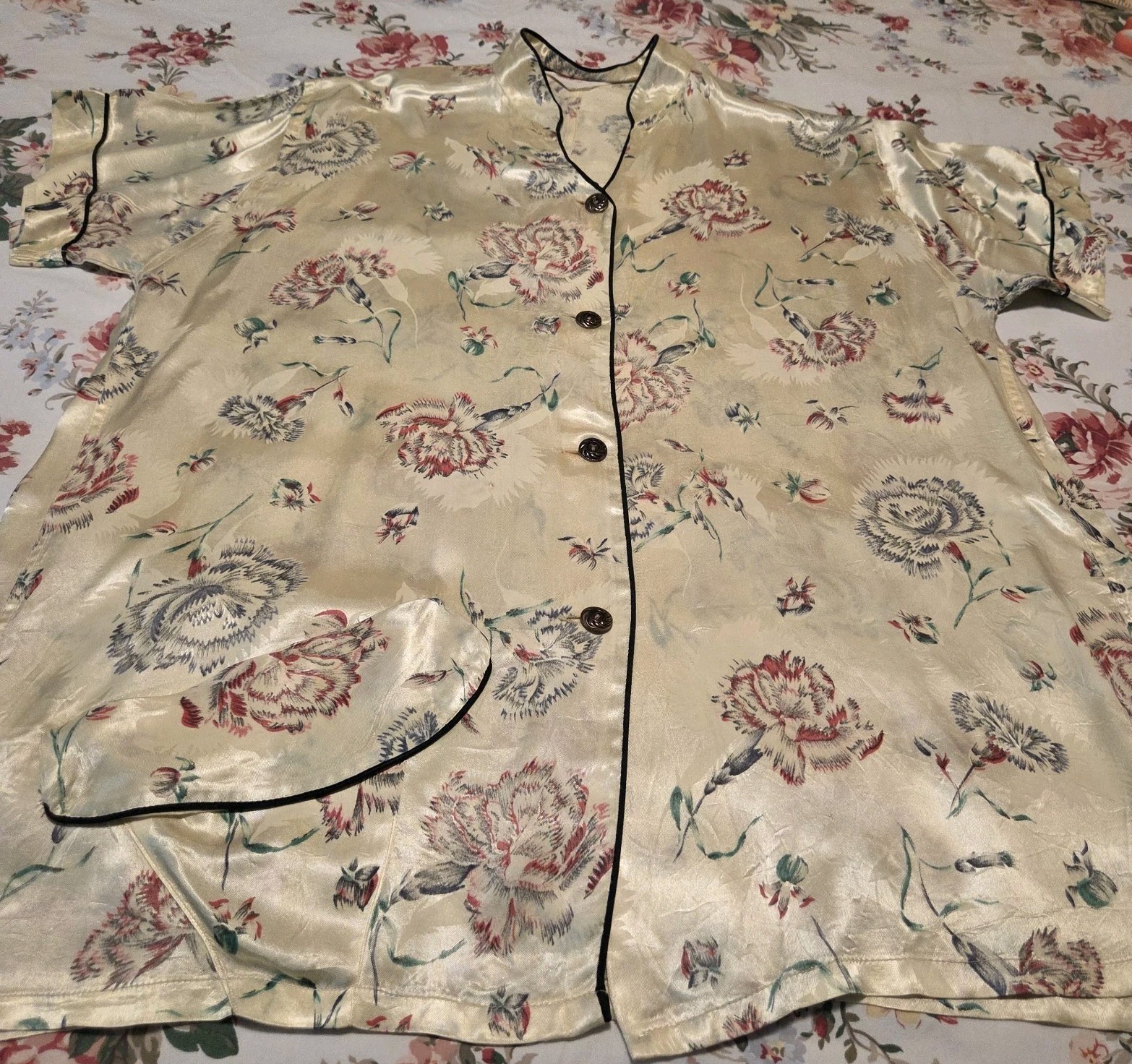 Vtg „Miss Fashion” Floral Mandarin Style PJ Top Yellow Silky Piping Sz. 36 READ