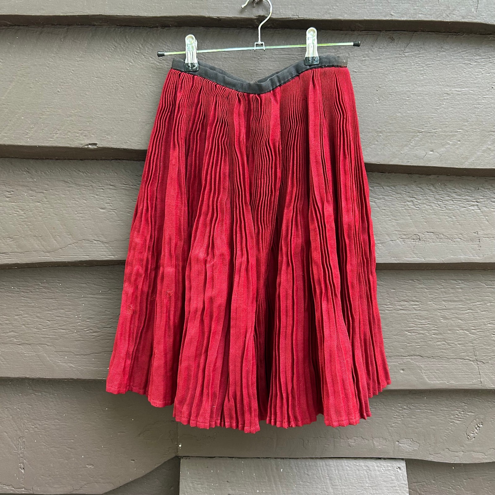 Antique Victorian Edwardian Girl’s Pleated Skirt Early 1900s Crimson Red 24″ W