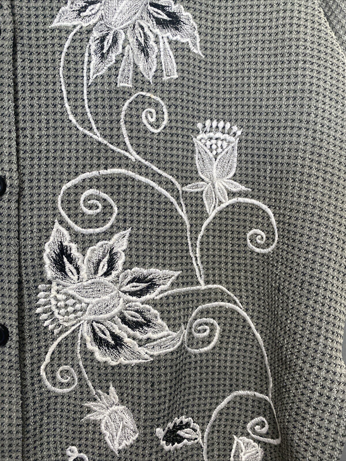 Vintage Rare Gold & Diamond Women’s Button Up White Filigree Shirt Size Large