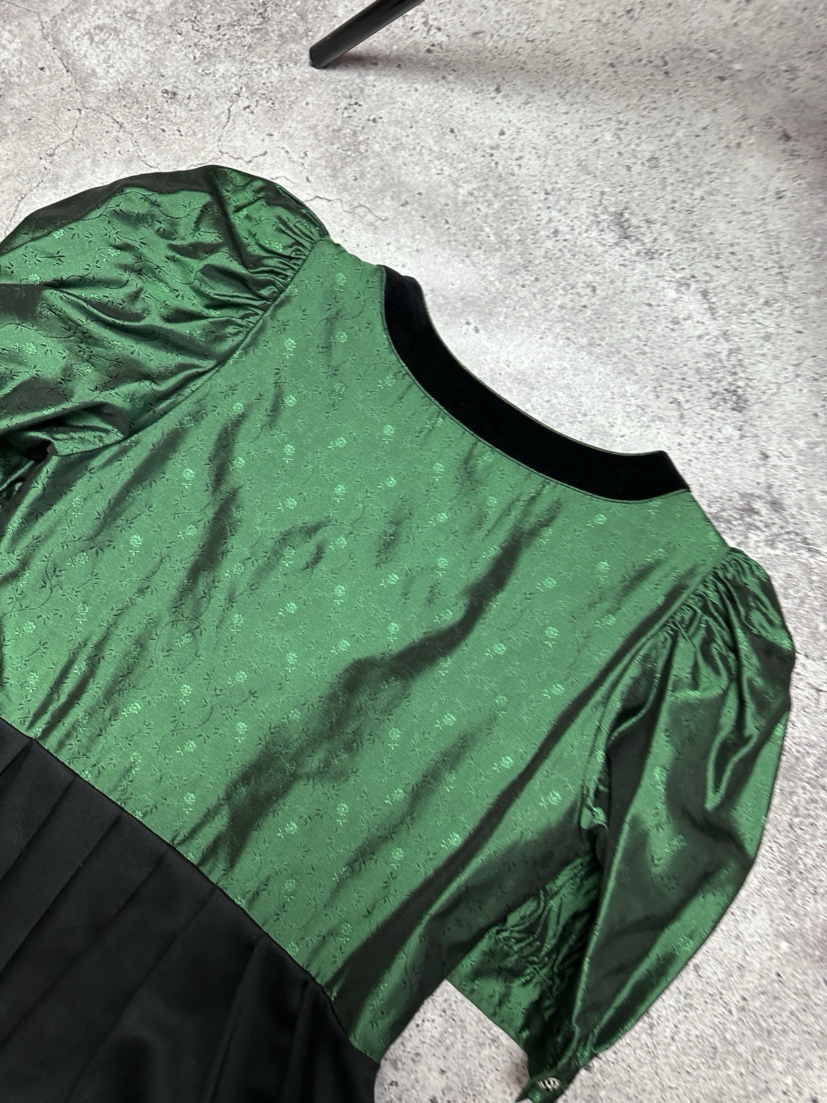 Wenger Austrian Style Trachten Austria Dress 44 Green/Black Vtg Metal Button