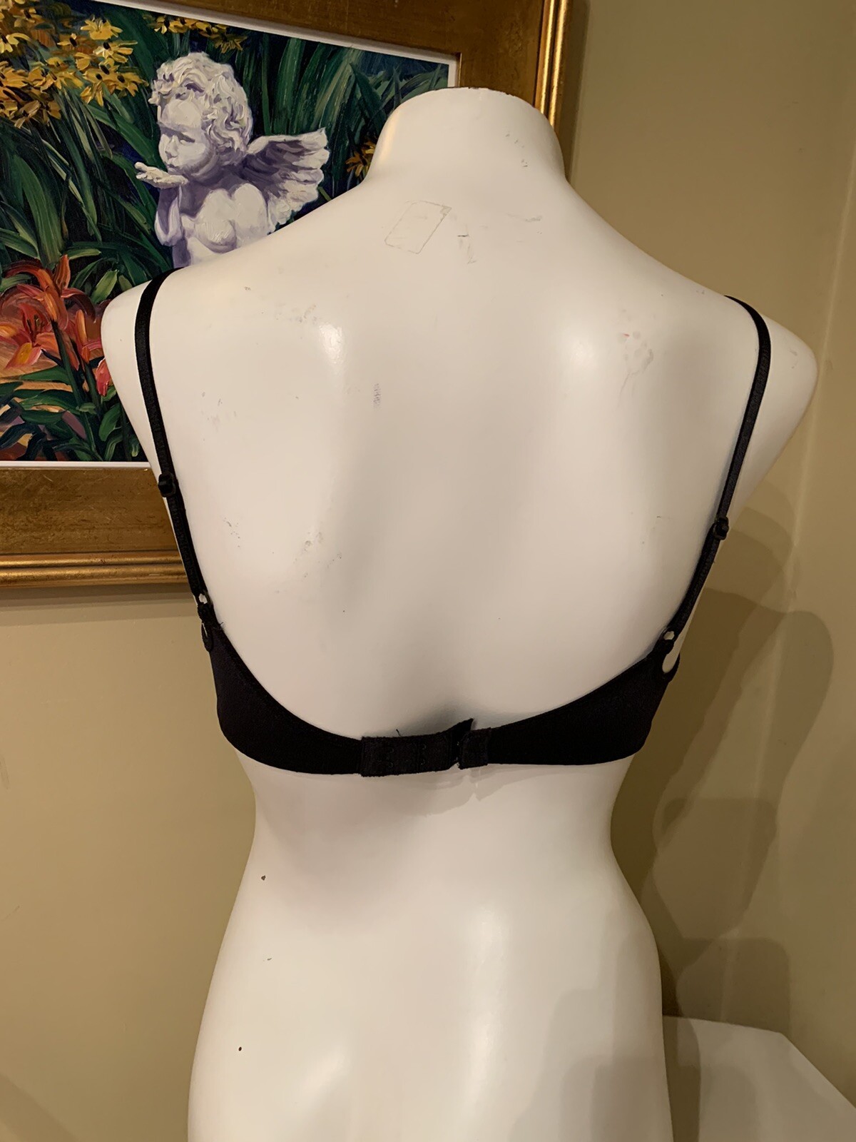 VINTAGE OLGA ~ BLACK SATIN SIMPLY PERFECT EMBROIDERED UNDERWIRE BRA ~ SIZE 32B