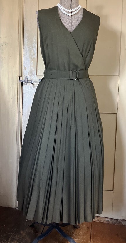 Vintage 1950’s Loden Green Dress by „Baroness” Sz 18