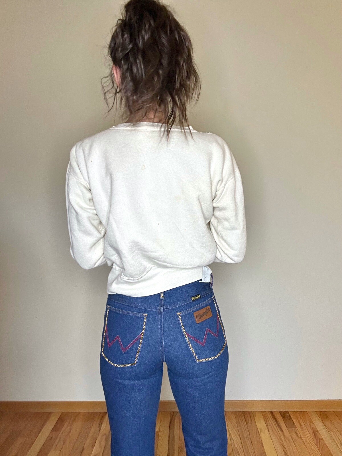 NOS 70s Vintage Hand Embroidered Wrangler No Fault Bootcut USA Denim Jeans 28×29