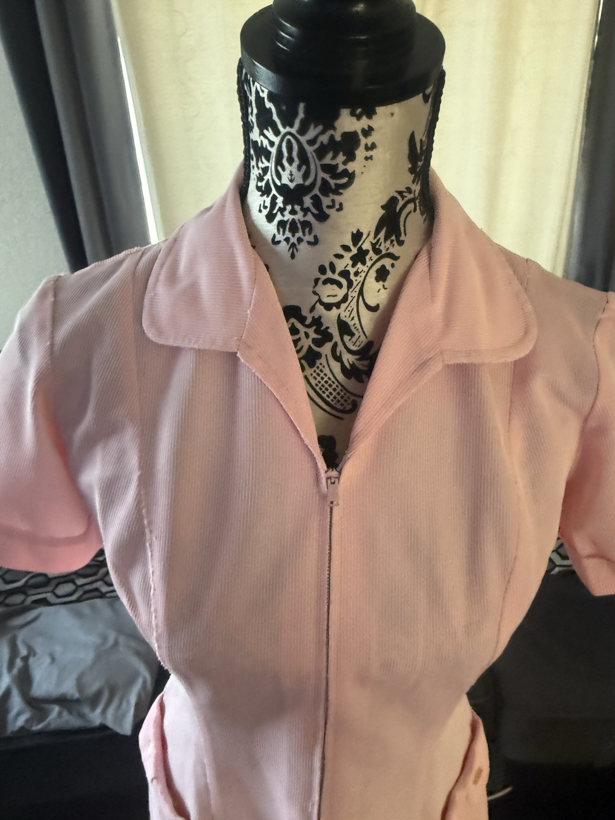 Vintage White Swan Uniform Pink Dress Size L Collar