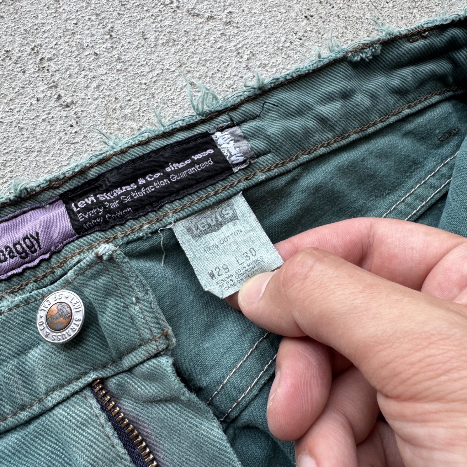 Y2K Levi’s Silver Tab Baggy Vintage Repaired Patchwork Painter Jeans 29×29