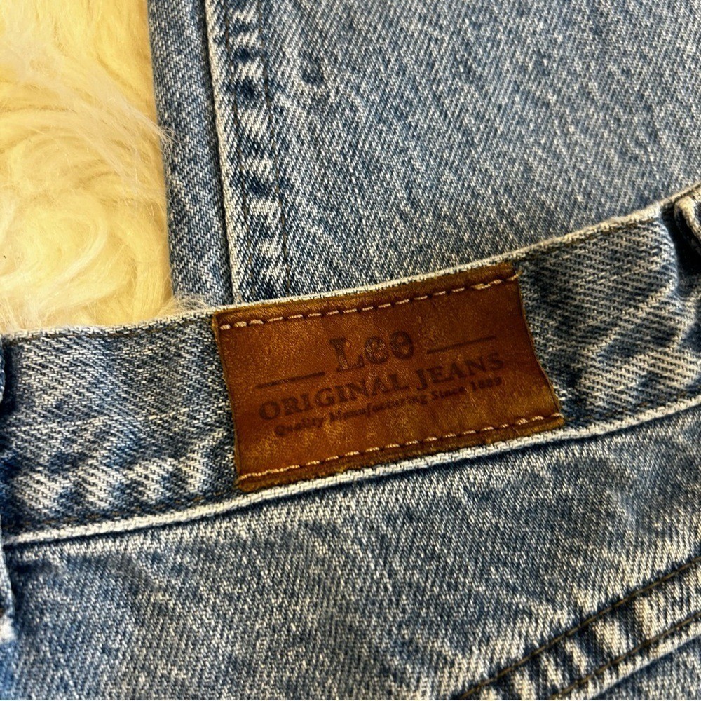 Vintage Lee High Waisted Mom Jeans Medium Wash Blue Tapered Leg Size 12M