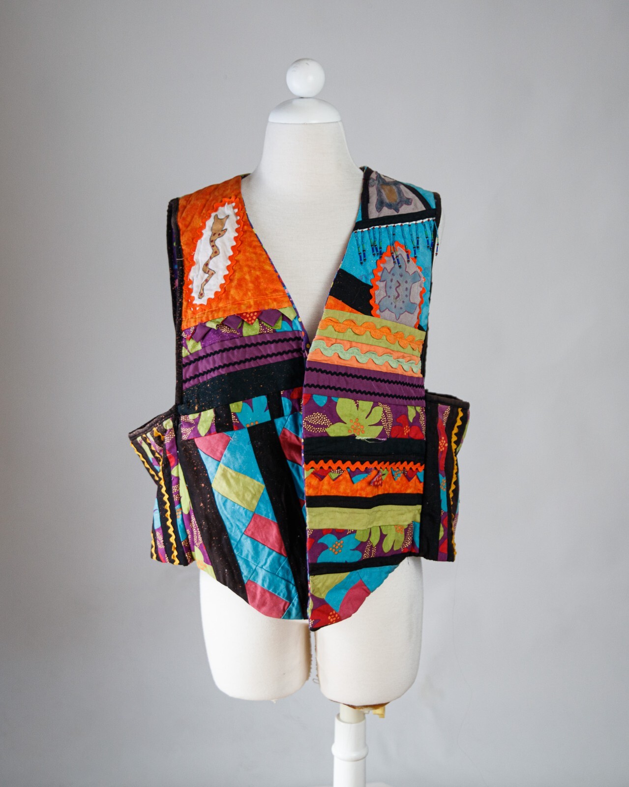 Vintage Handmade Quilted and Beaded Vest No Tag Size Lg/XL Colorful Patterned