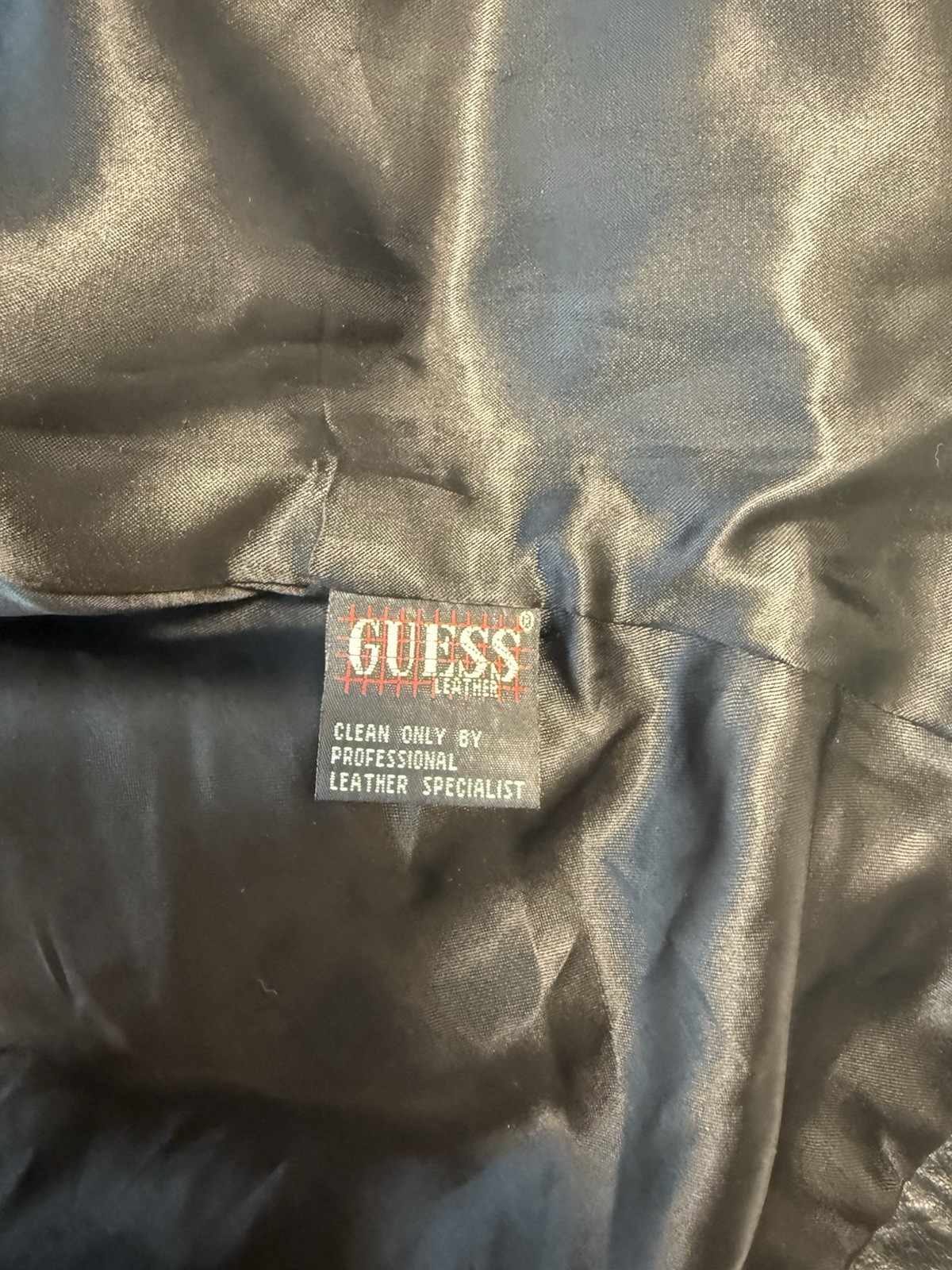 GUESS vintage 90s women’s Black Leather Full Zip Lined Short Biker Jacket Size M