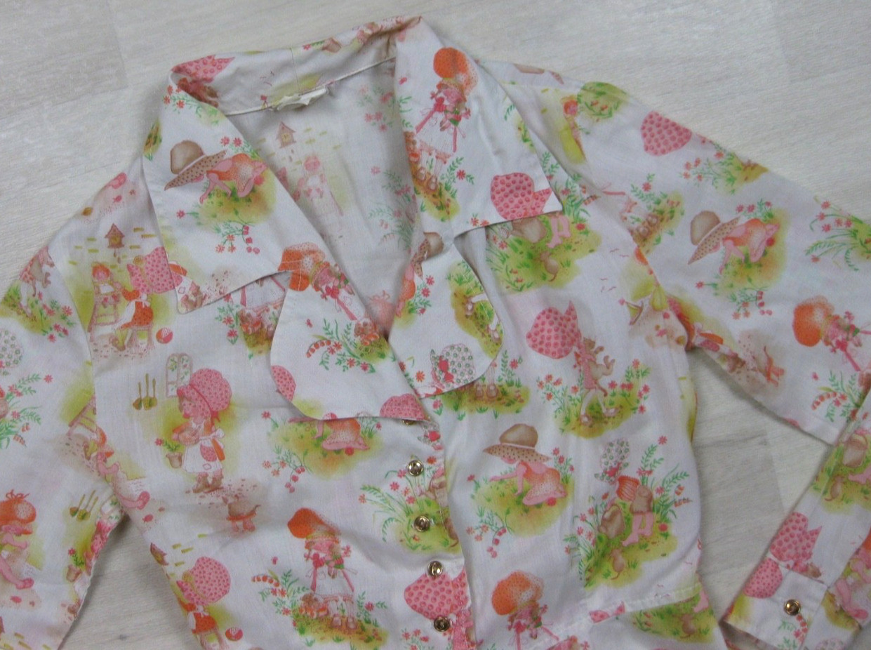 Vintage 70s Strawberry Shortcake Blouse Women’s (S) Button Up Coquette