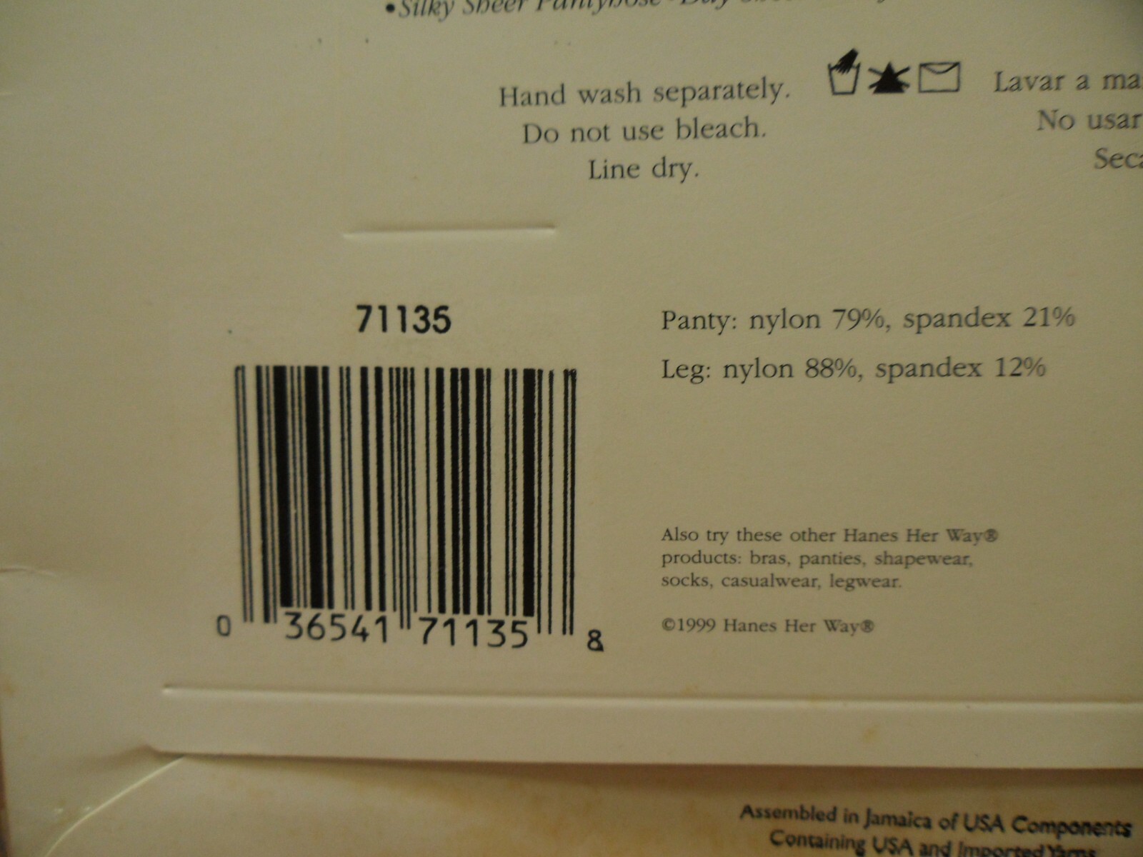 Hanes Her Way Medium Plus Control Top Sheer Pantyhose Nude NOS