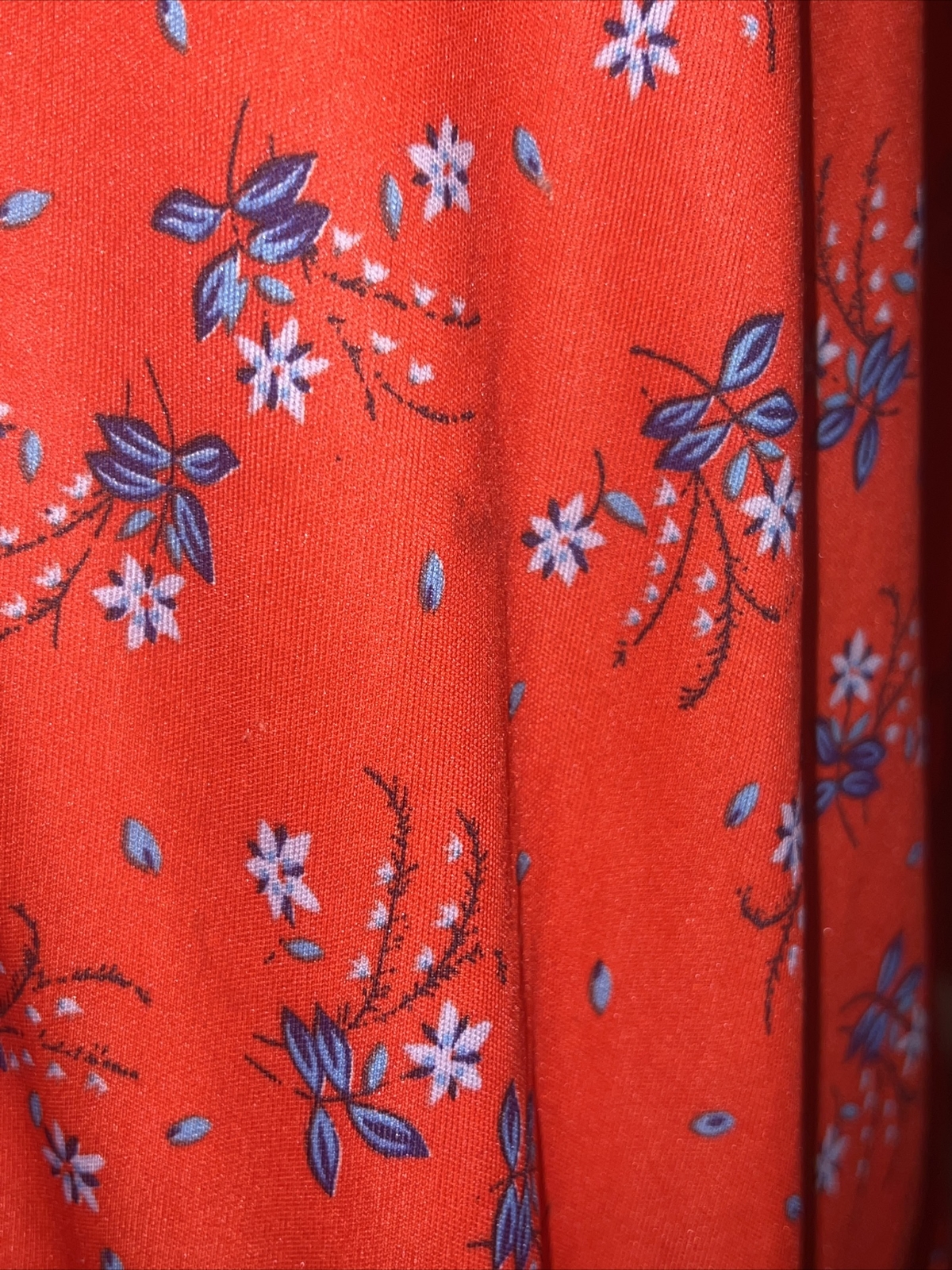 Elaine Sklar VTG Mod Red Floral House Dress Robe Zip Up Nylon Medium
