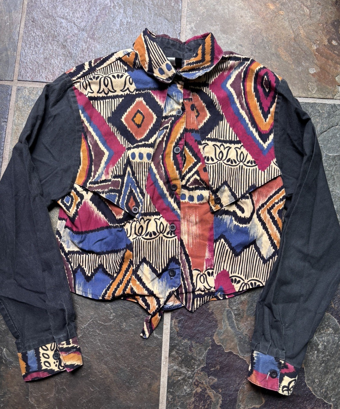VTG Women’s sexy Cowgirl Brushbopper Back Tied/cropped Western Shirt.Small